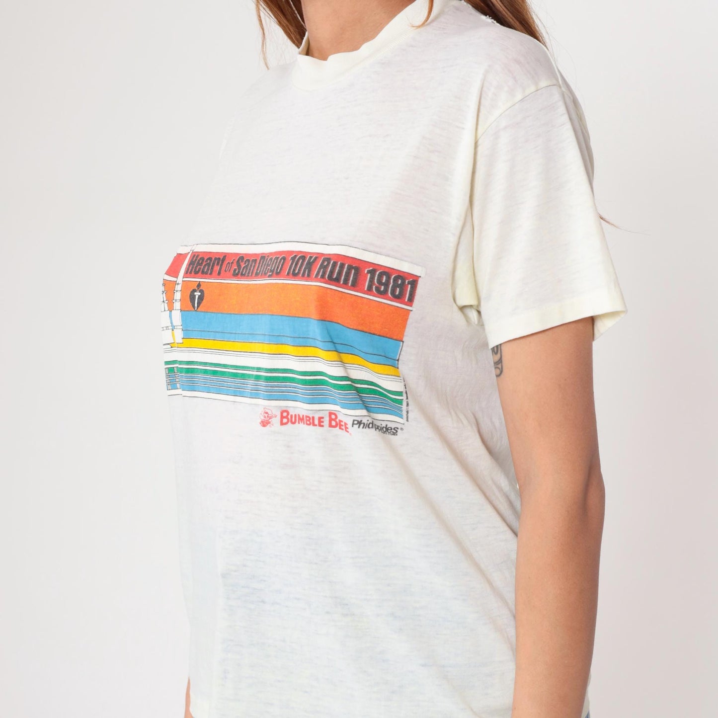 80s San Diego 10K Run Yellow Rainbow Stripe Graphic Tee Large L