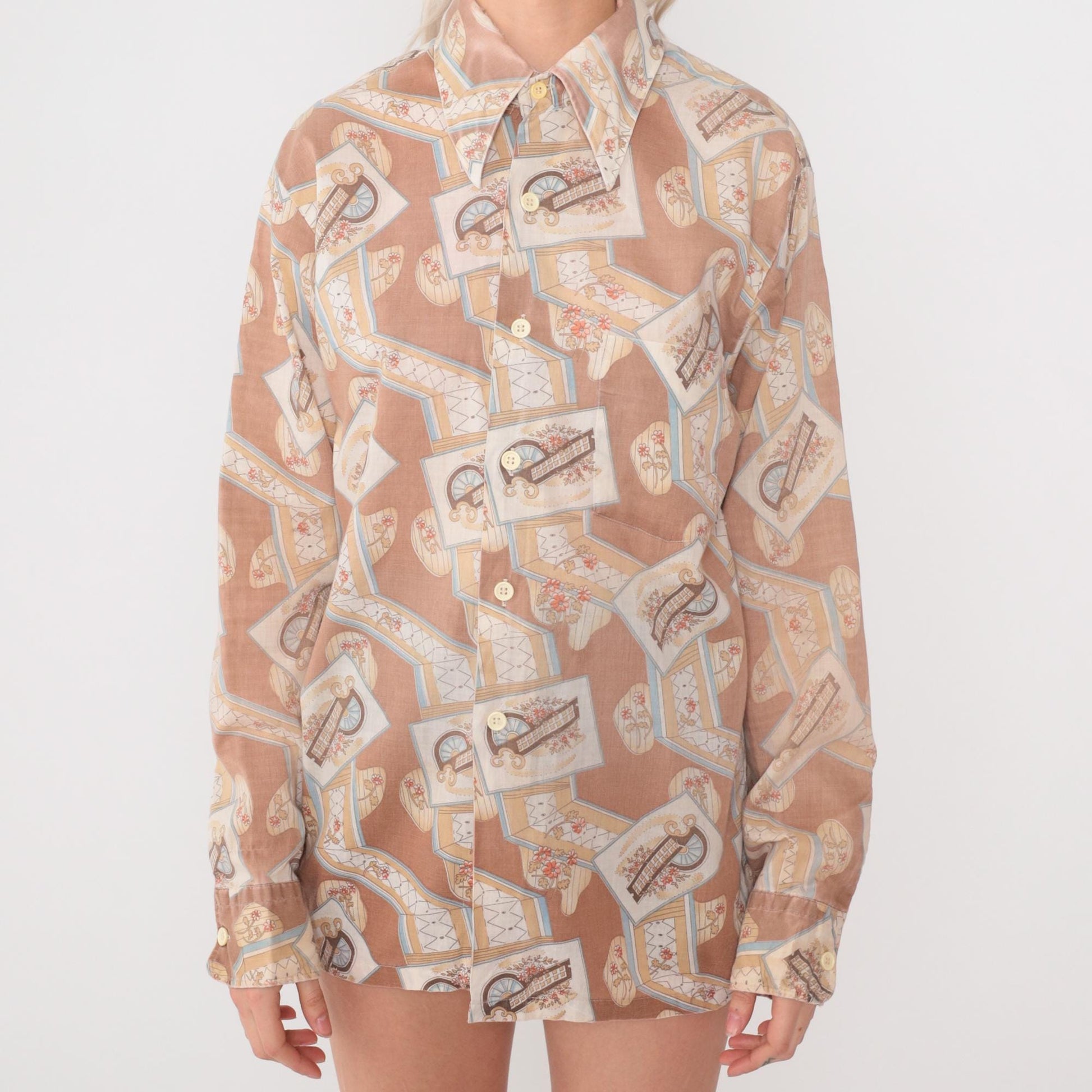70s Garden Scene Button Down Blouse Peach Novelty Print Long Sleeve Medium