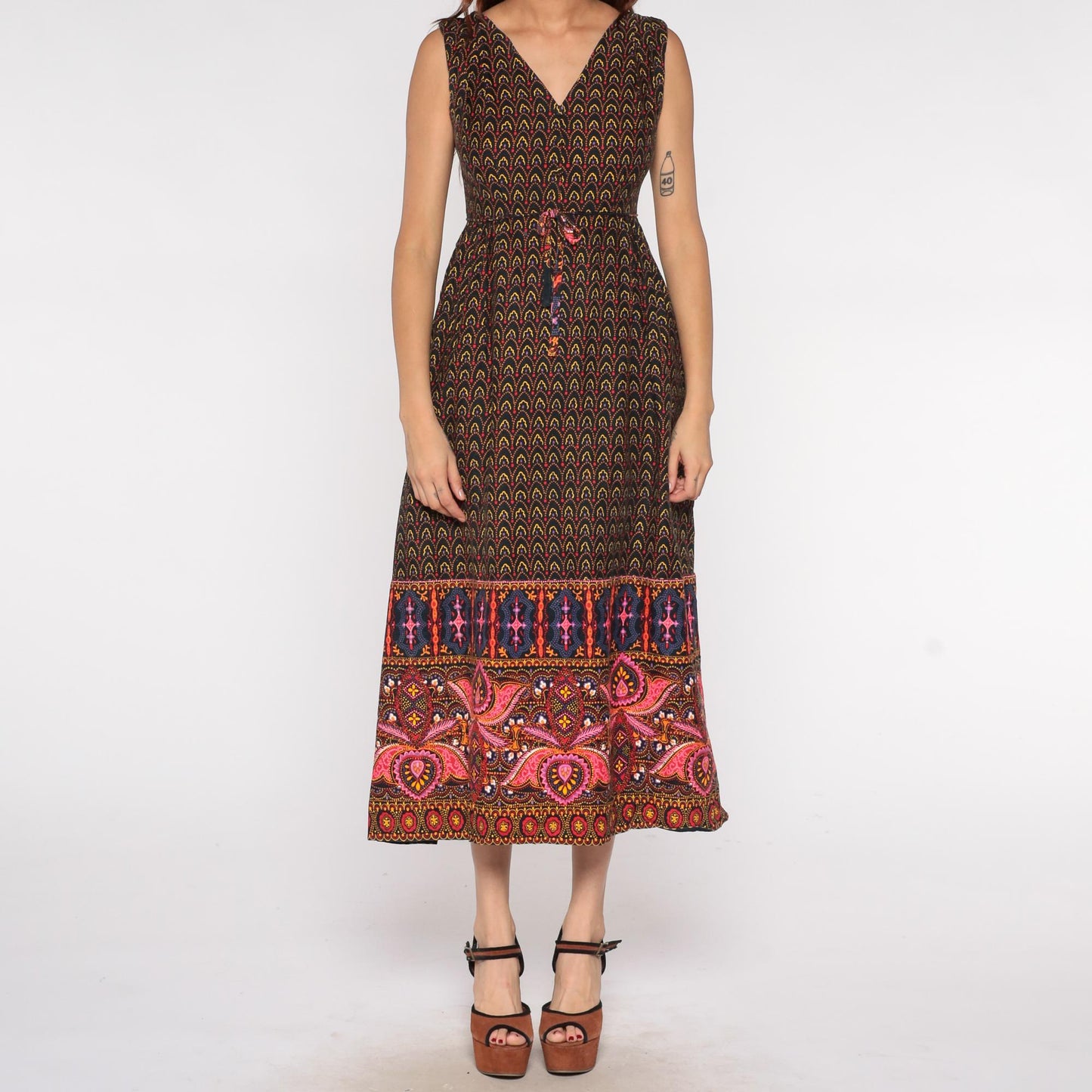 70s BJ's Fashions Honolulu Psychedelic Maxi Dress Cotton V-Neck Small