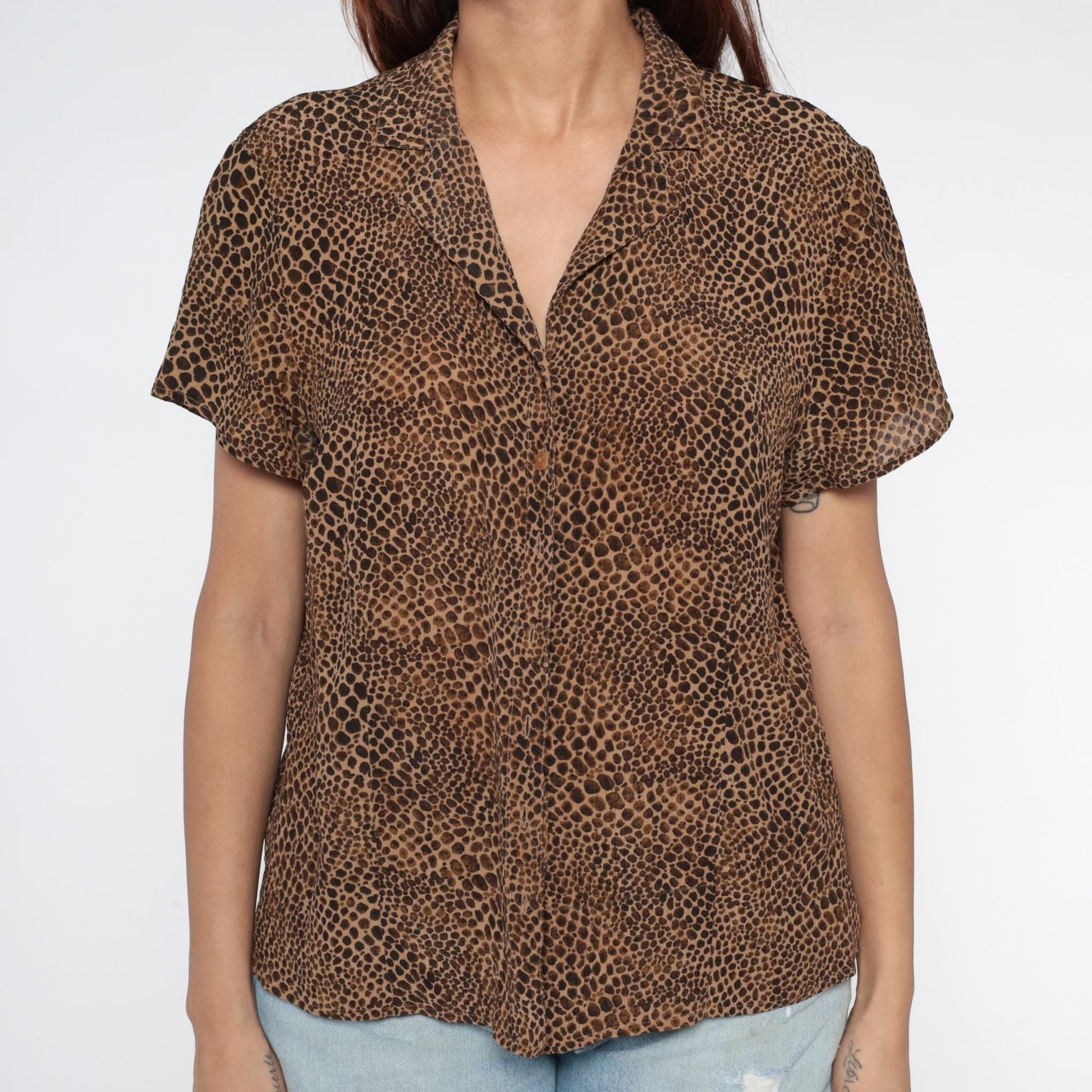 90s Leopard Print Button-Up Blouse Beige Brown Collared Short Sleeve Large L