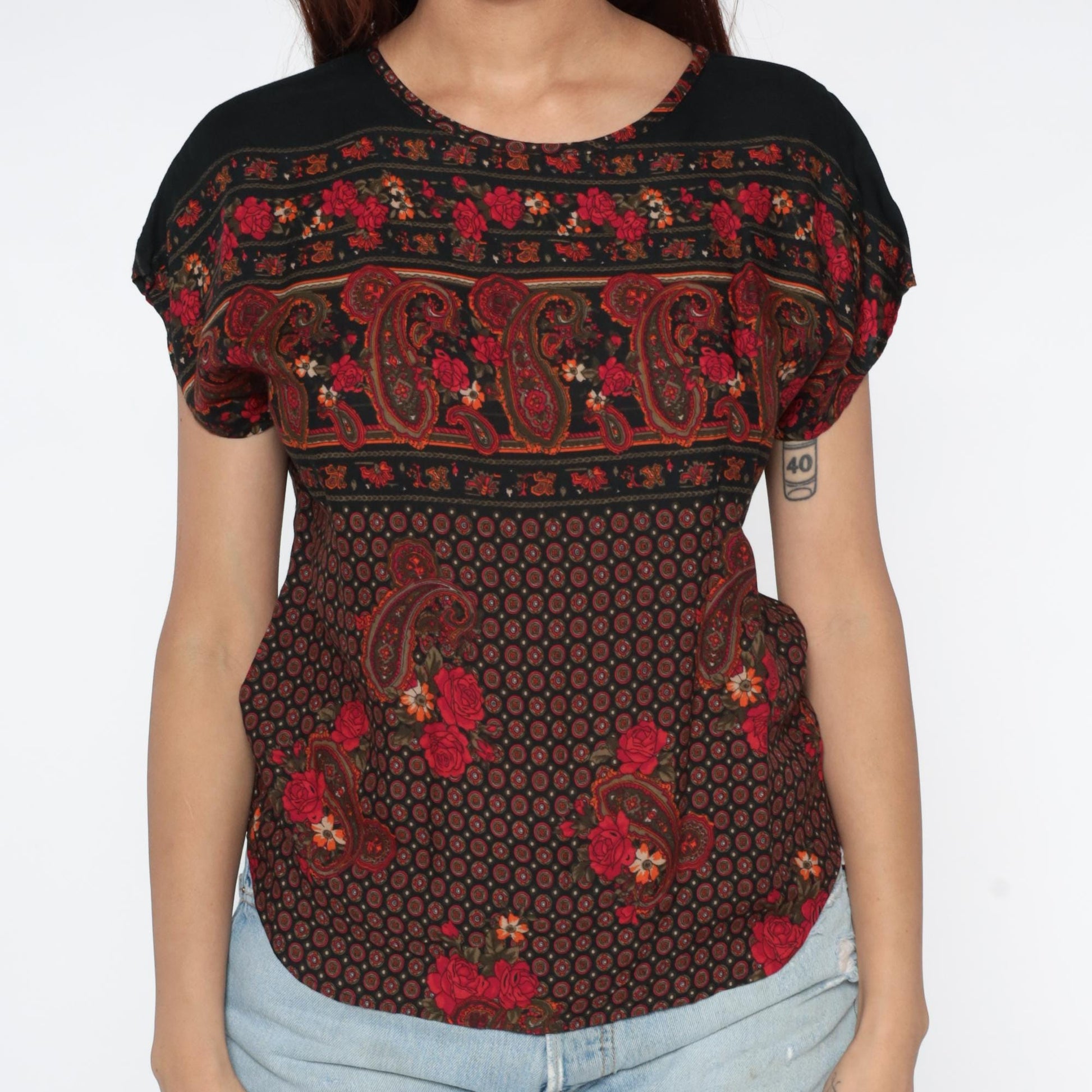 90s Paisley Floral Short Sleeve Blouse Black Burgundy Red Small S