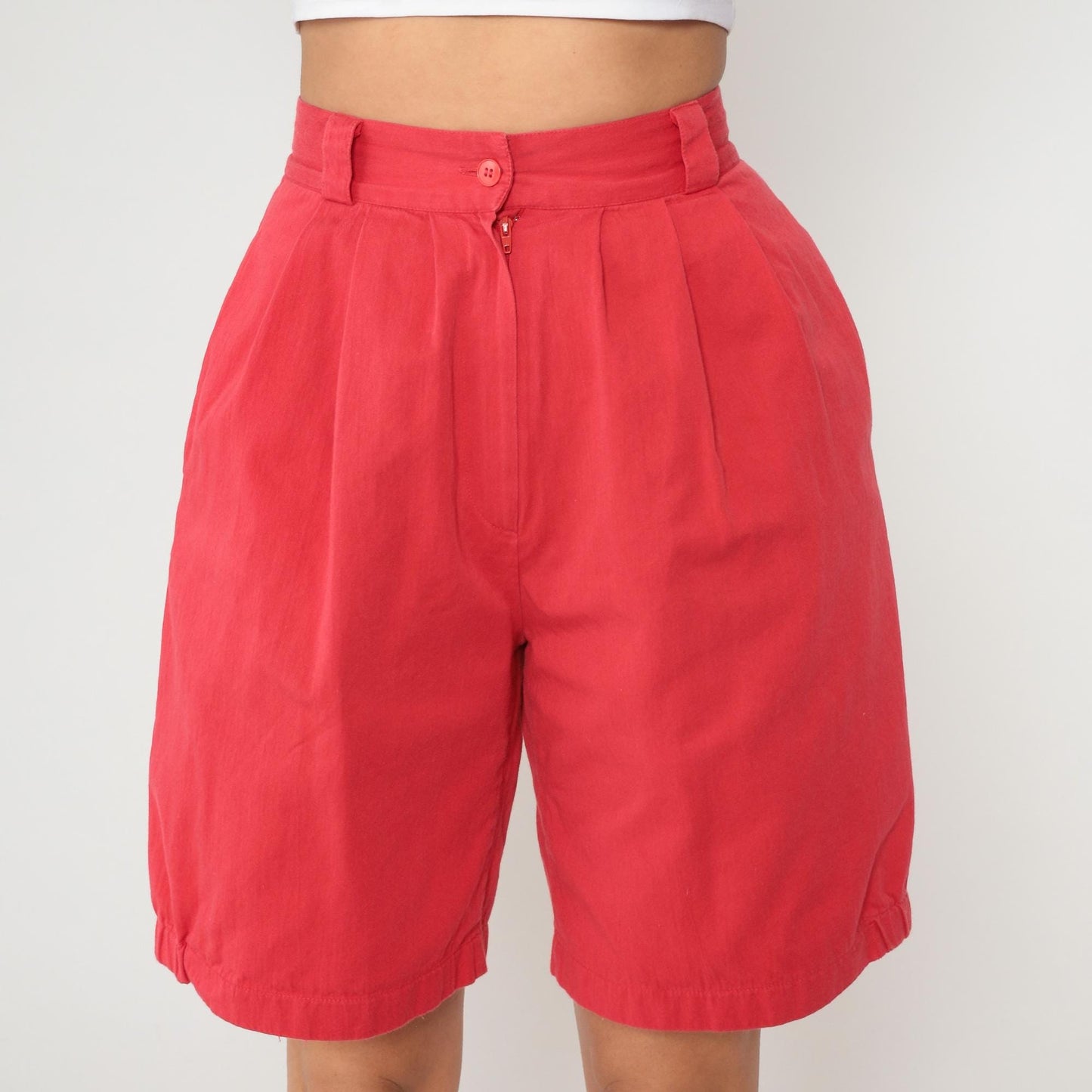 90s Bianca Nyqara Coral Red High-Waisted Pleated Shorts Small S