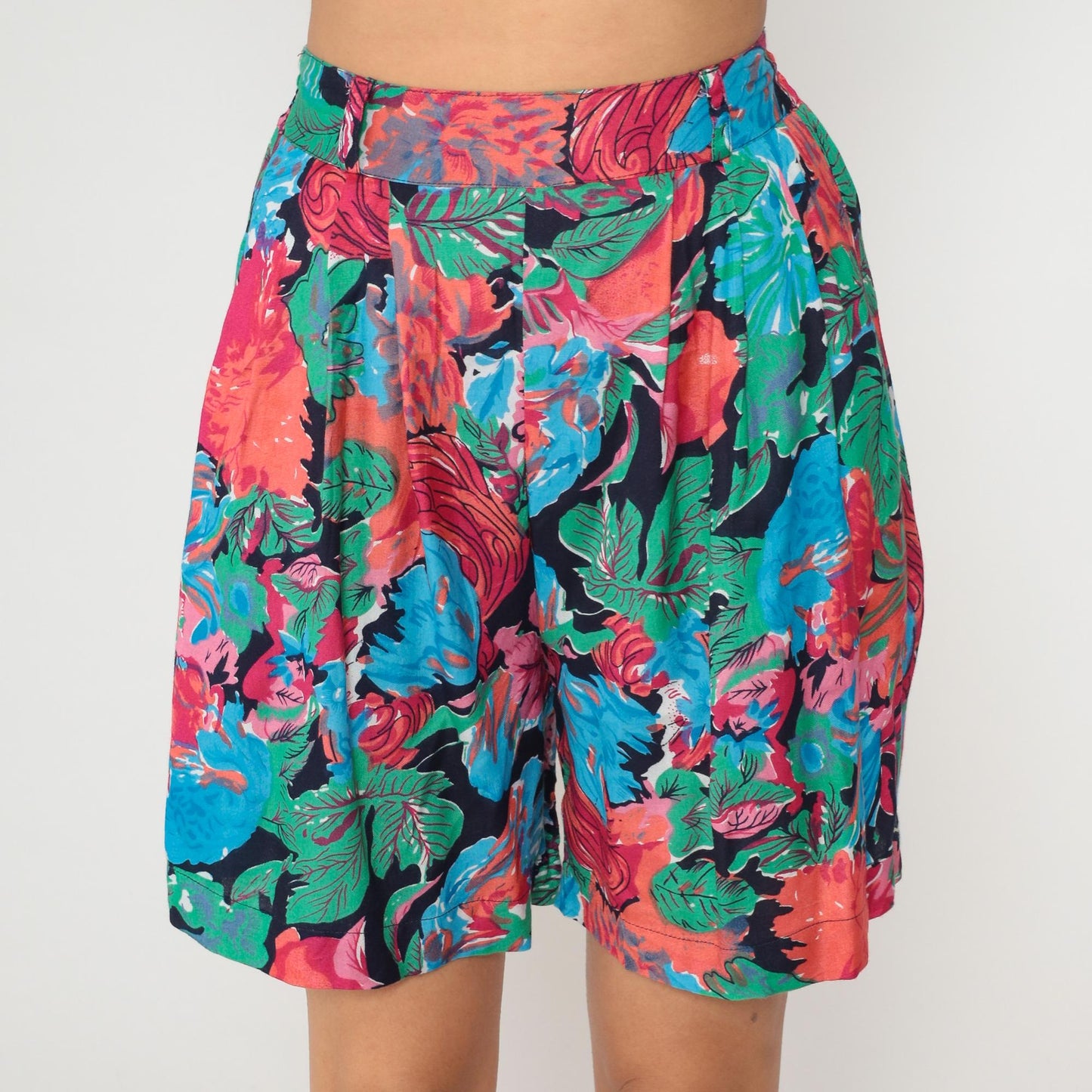 90s Tropical Floral High-Rise Shorts Rayon Black Pink Coral Small