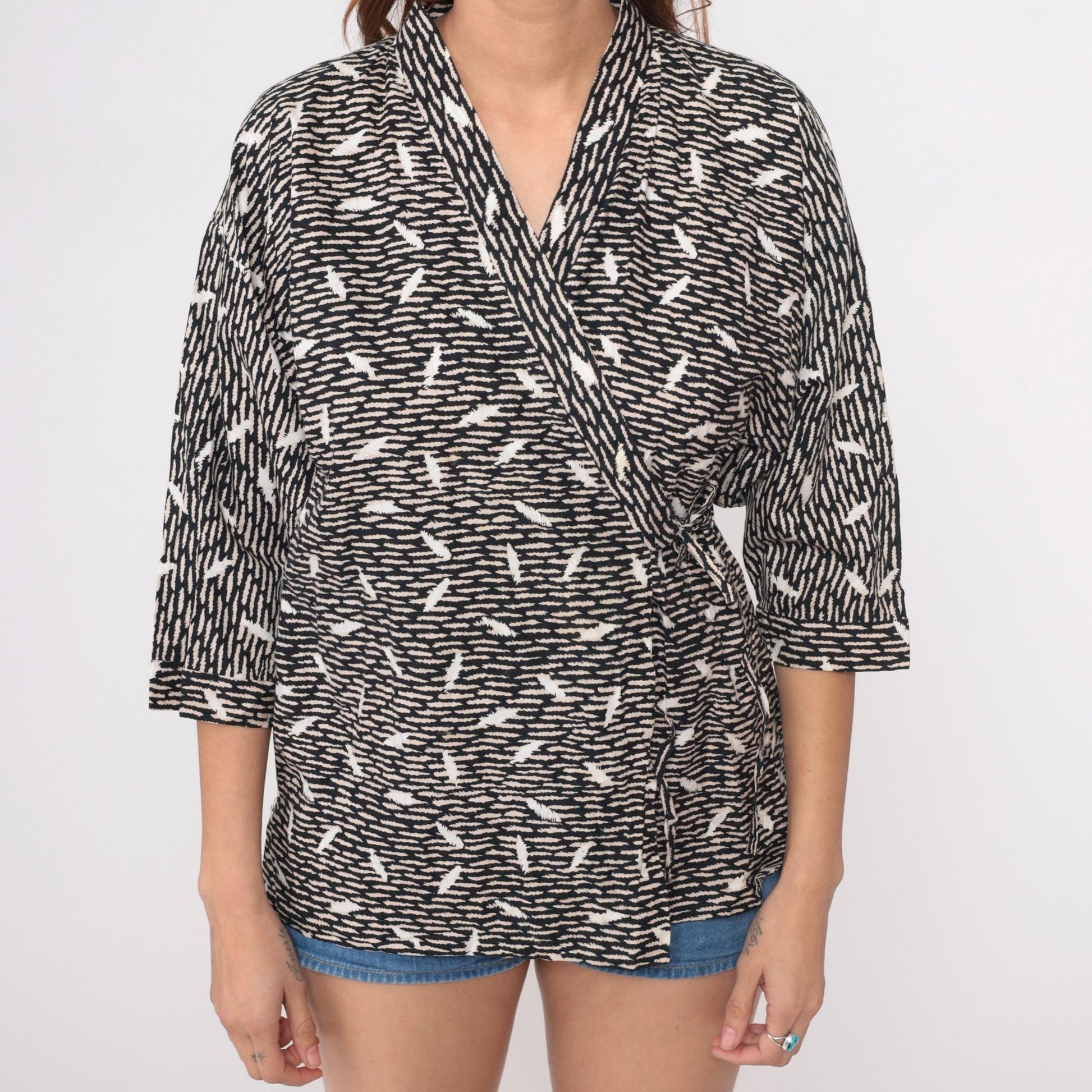 80s Black Cream Abstract Wrap Kimono Blouse Cotton Tie Waist Medium
