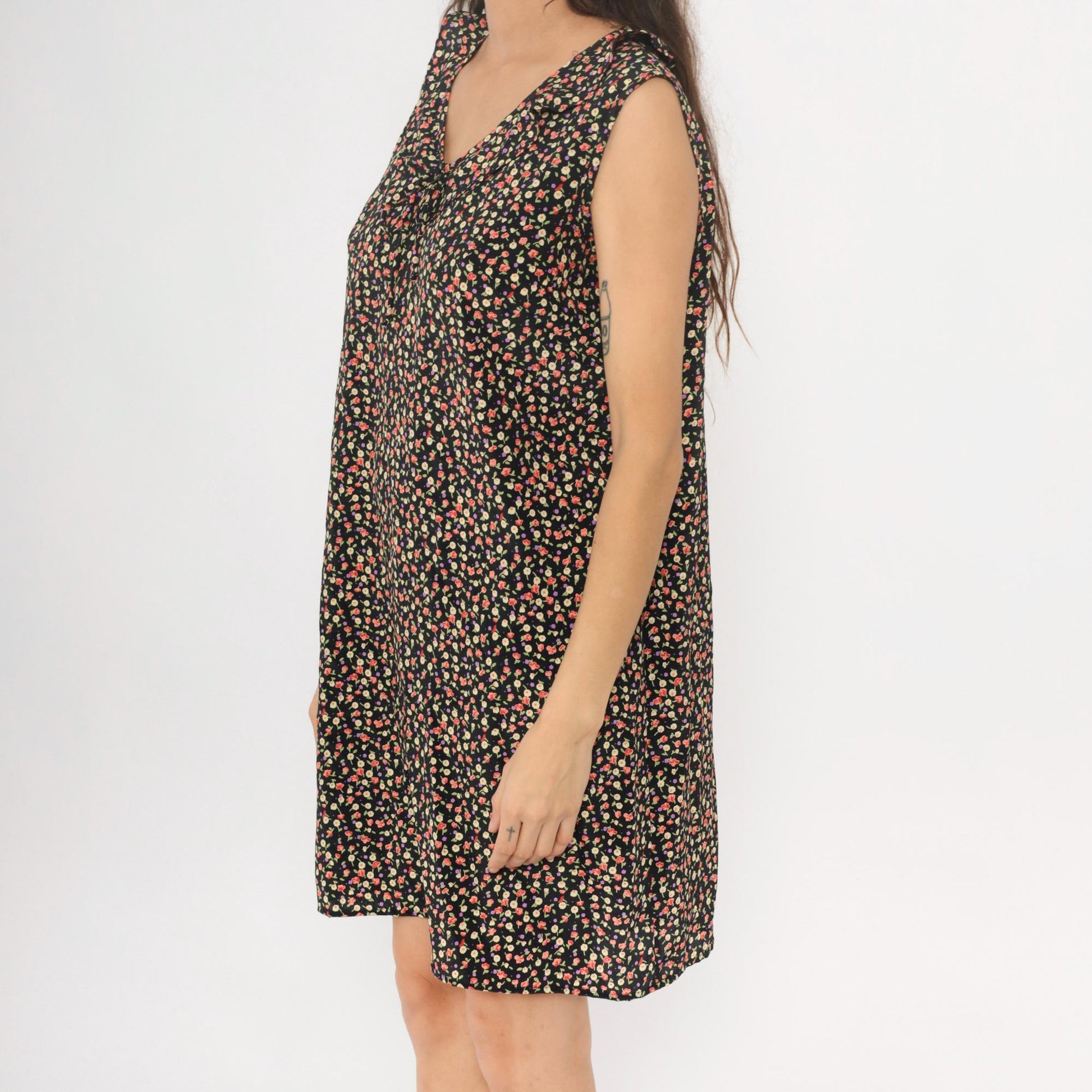 90s Black Ditsy Floral Calico Shift Dress Knee Length Medium M