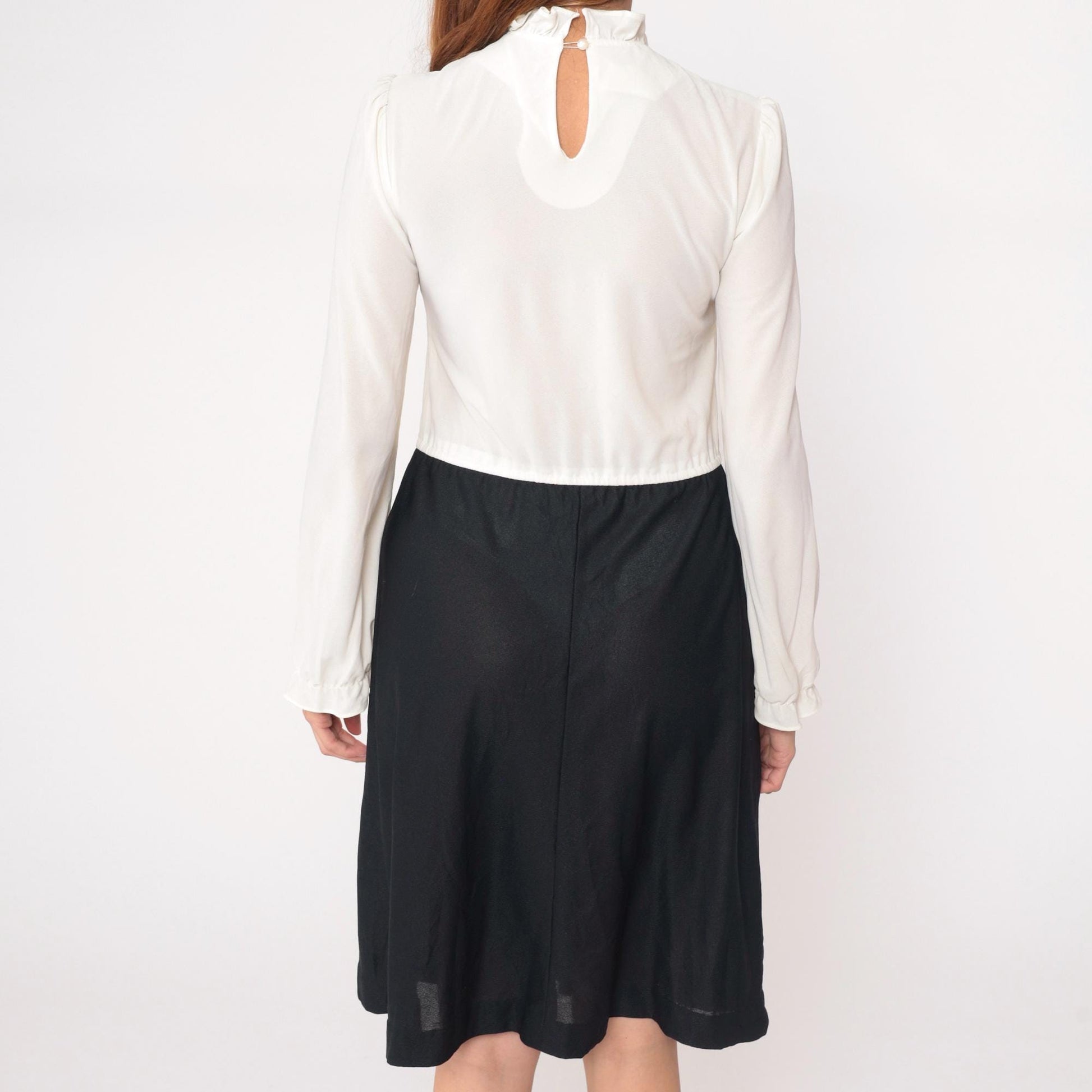 70s Jerell of Texas Black White Color-Block Dress Long Sleeve Ruffled Collar Large L