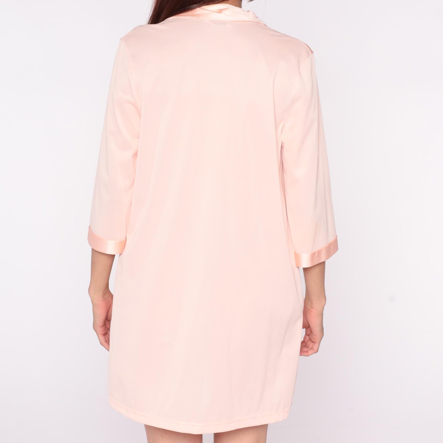 90s Vanity Fair Pink Nightgown Satin Collar Button Front Knee-Length Small