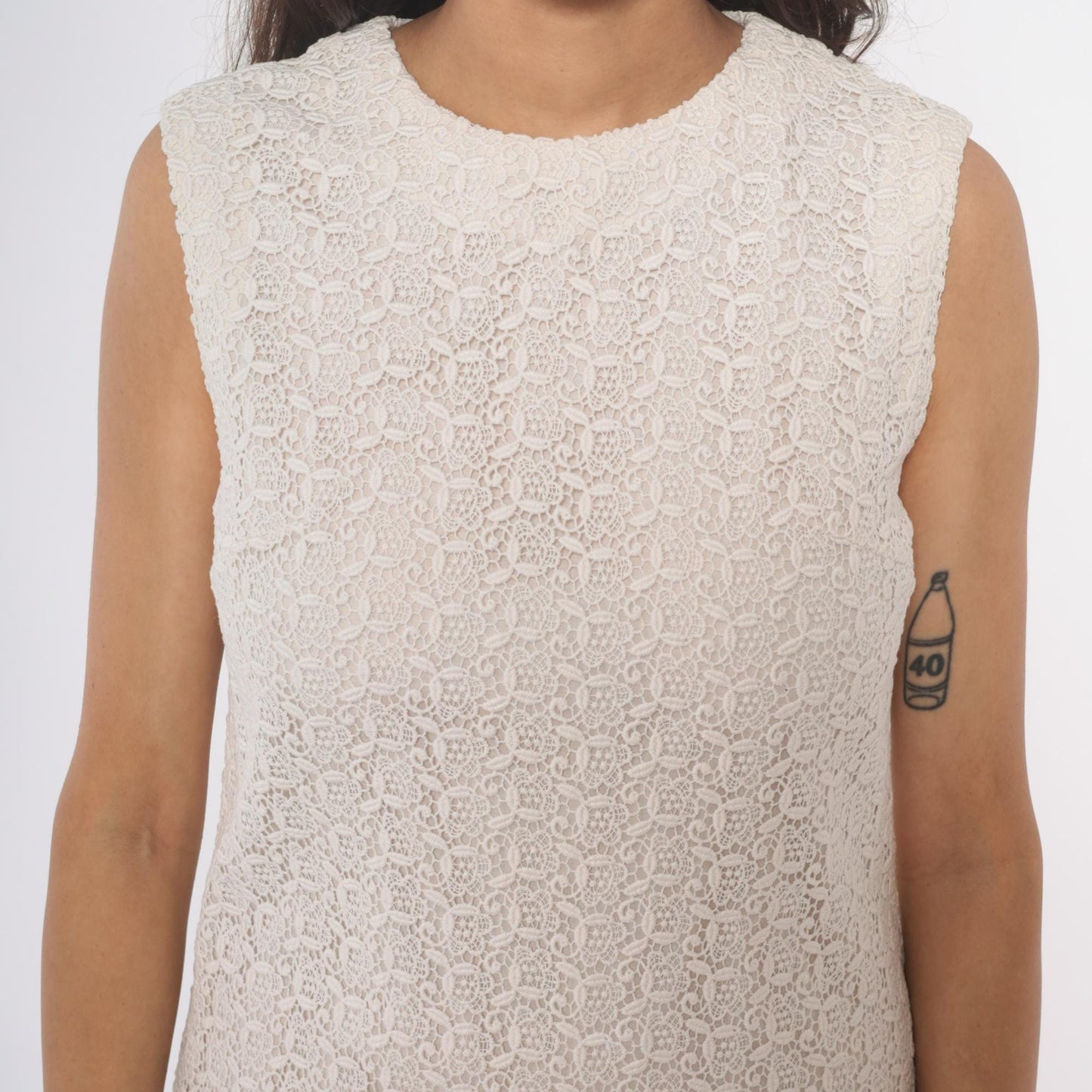 60s Cream Lace Shift Dress Sleeveless A-Line Mini Round Neck Small S