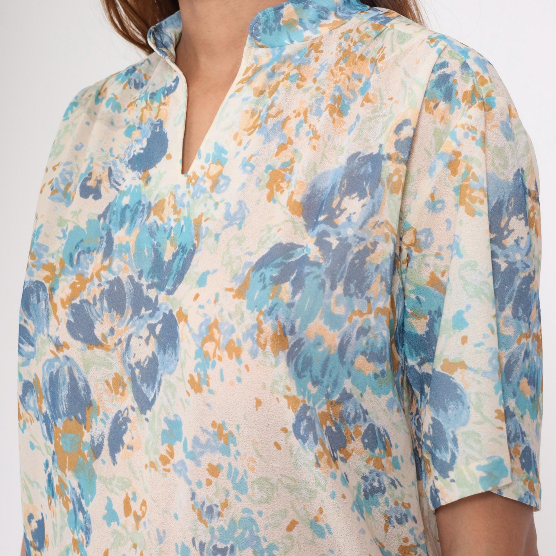 70s Floral Blouse Watercolor Print Blue Cream Sage Mandarin Collar Medium M
