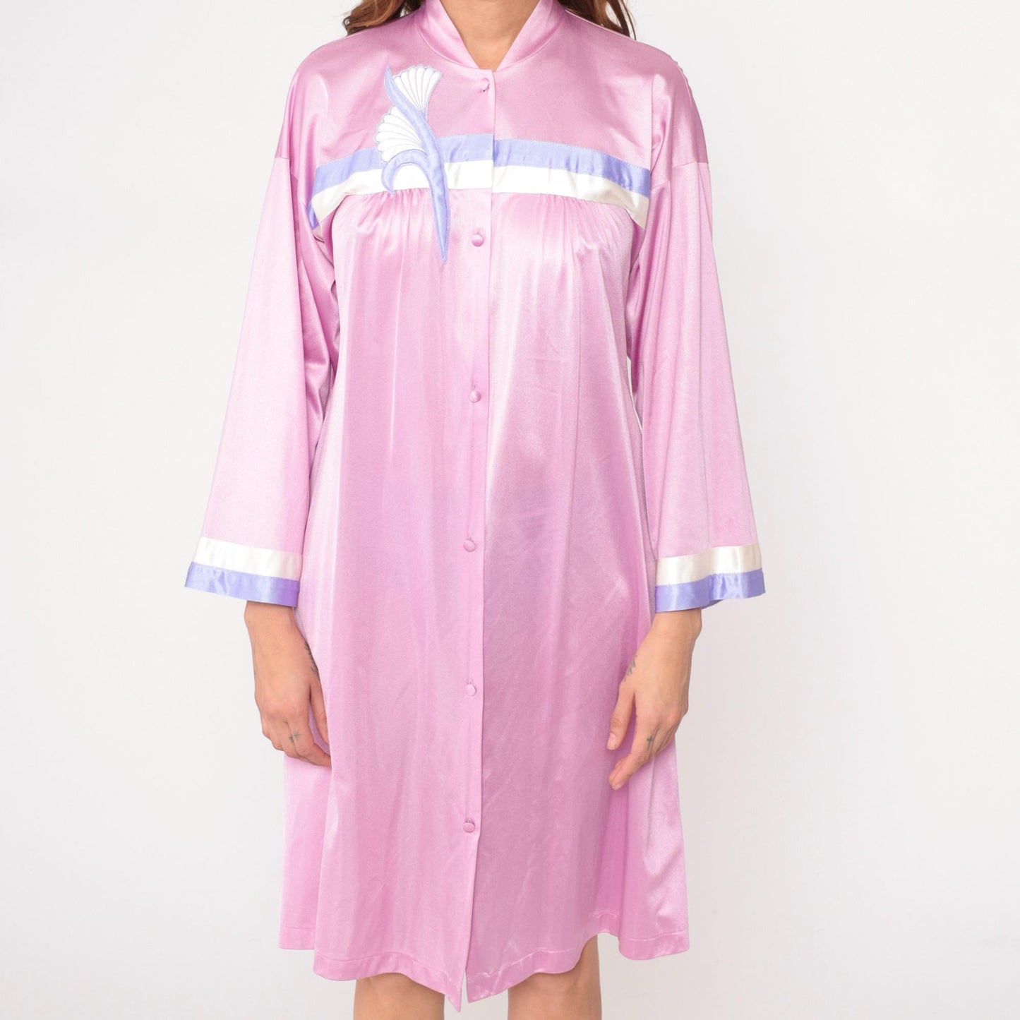 70s Vanity Fair Pink Nylon Robe Mandarin Collar Embroidered Bird Small