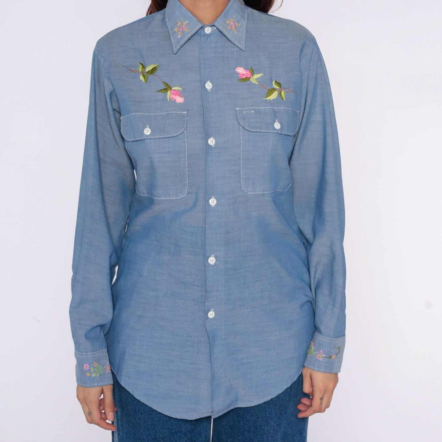 70s JCPenney Chambray Shirt Embroidered Roses Button Front Small
