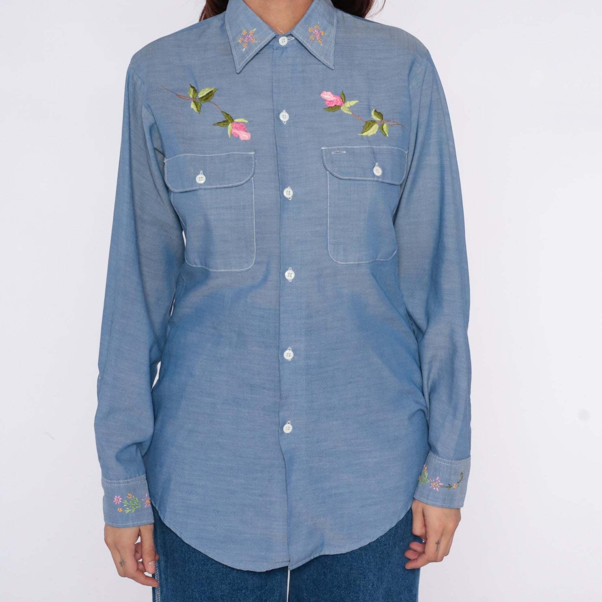 70s JCPenney Chambray Shirt Embroidered Roses Button Front Small