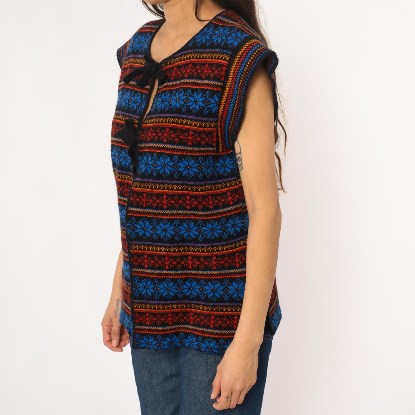 70s Southwestern Fair Isle Vest Tie Front Snowflake Knit Small