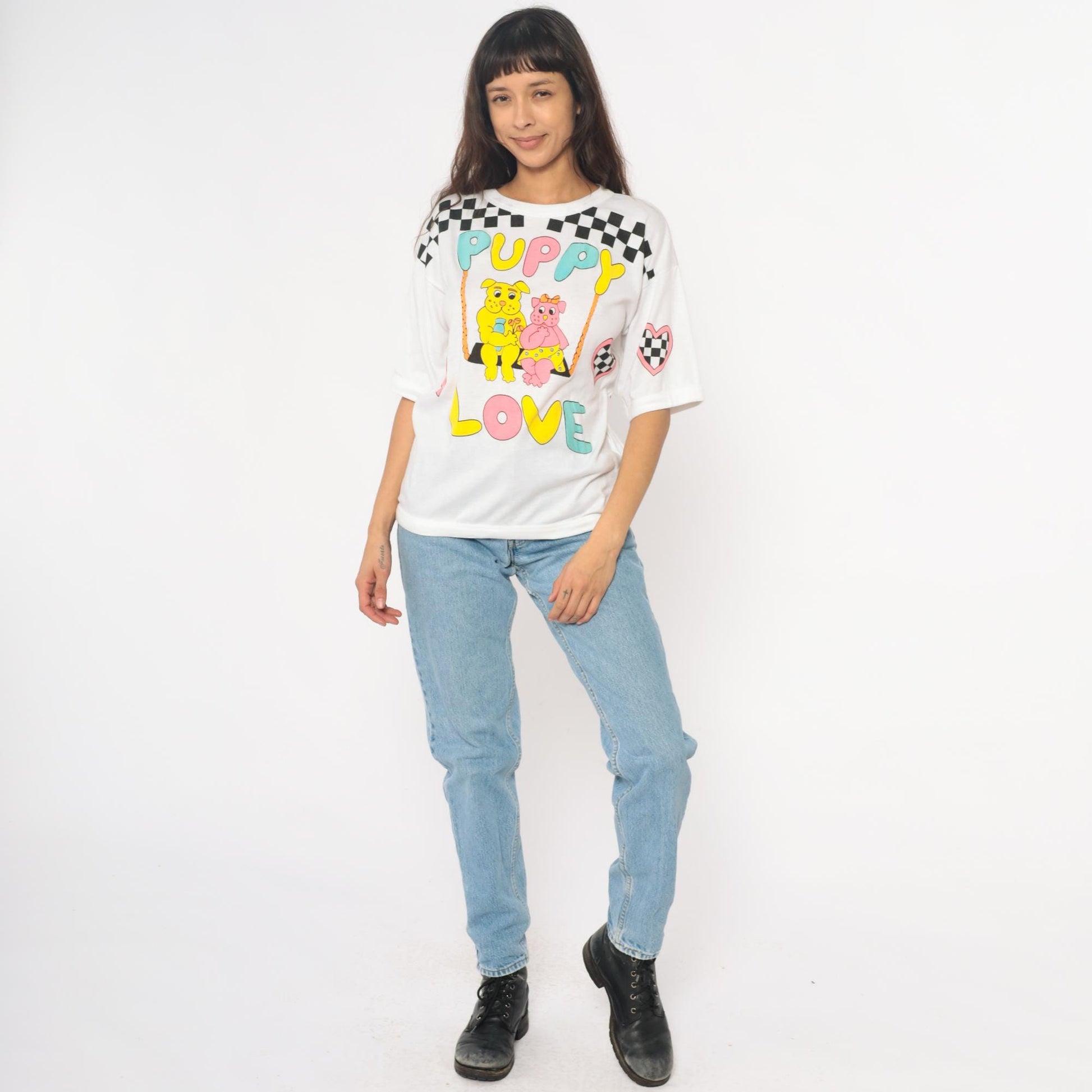 90s Puppy Love Graphic T-Shirt White Checkered Hearts Dogs Medium M