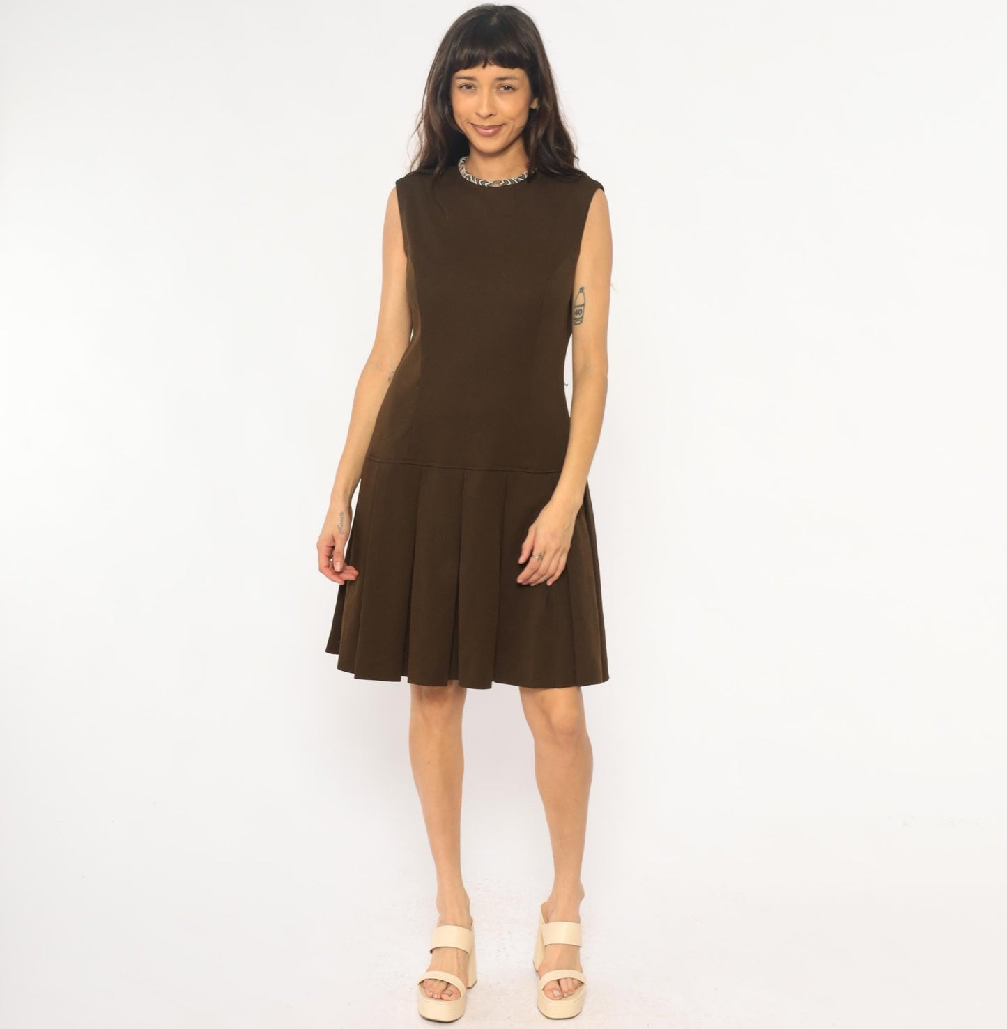 70s Brown Shift Dress Drop Waist Pleated Skirt Geometric Trim Medium M