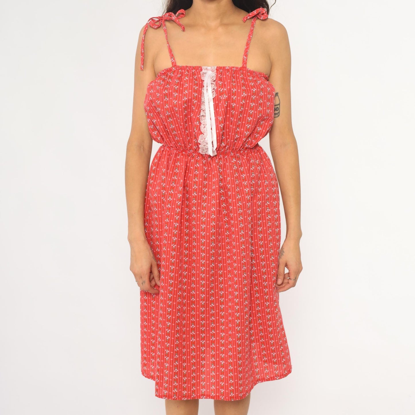 70s Red Calico Floral Sundress White Lace Trim Tie Straps Small