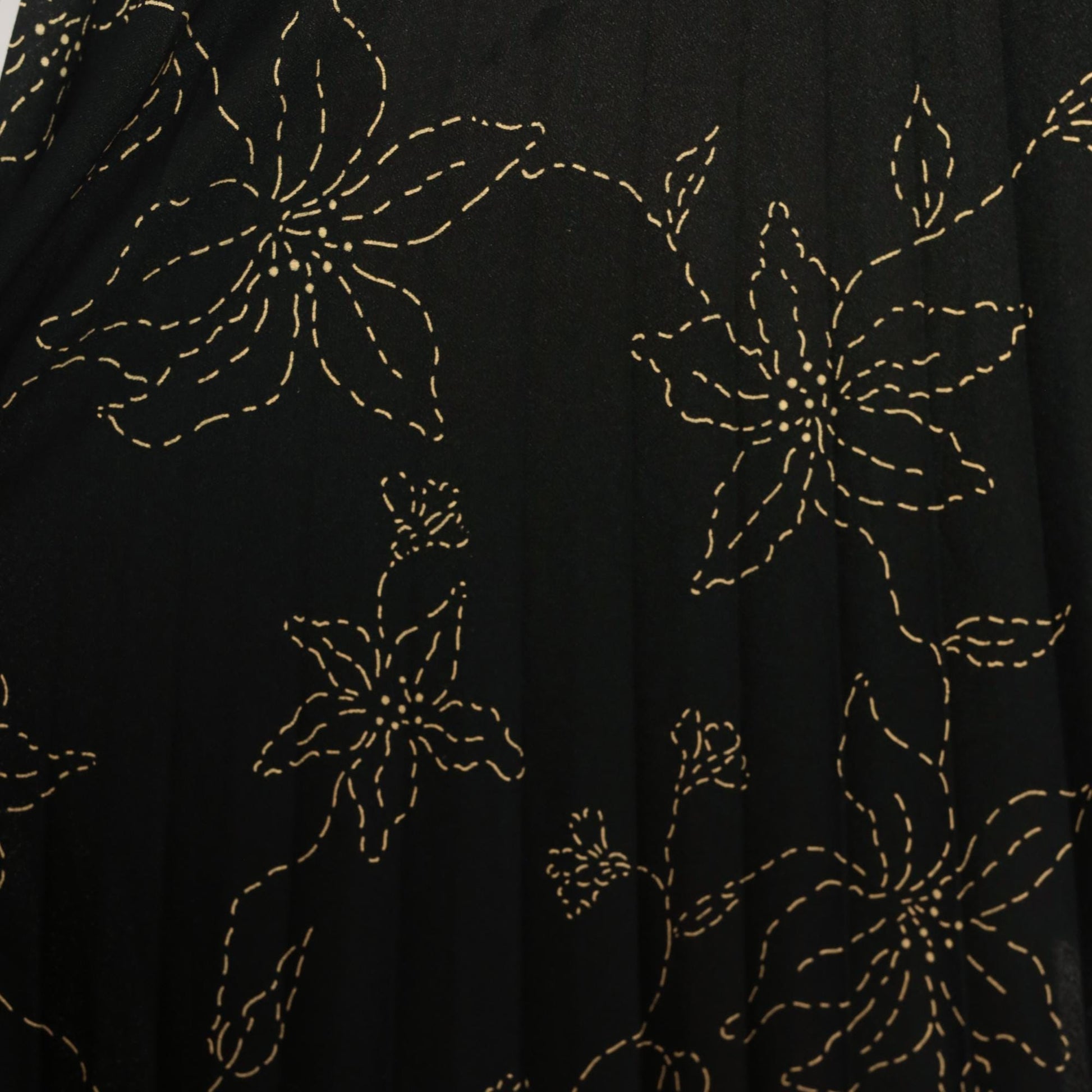80s Polo Collar Dress Cream Black Floral Colorblock Medium