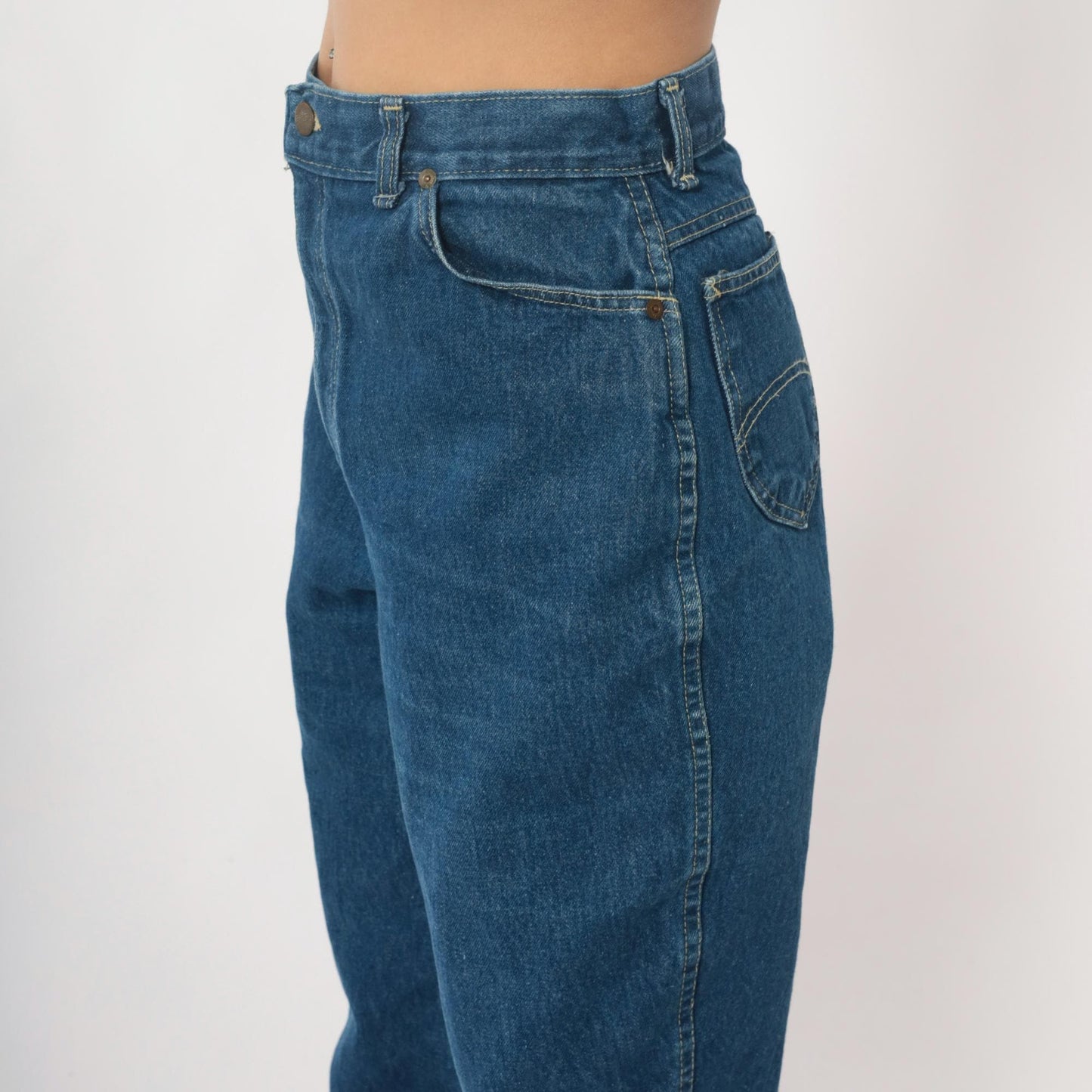 80s High Waisted Straight Leg Jeans Medium Wash Denim Chic Logo Extra Large XL