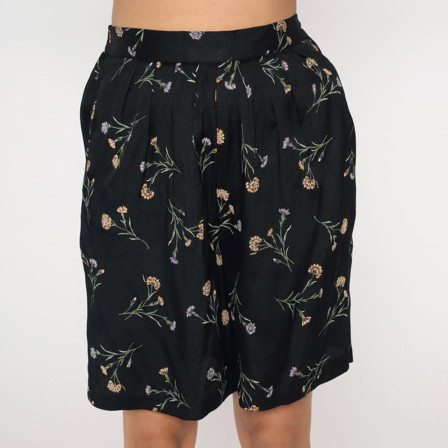 90s Anise Petite Black Floral Wide Leg Shorts High Rise Medium
