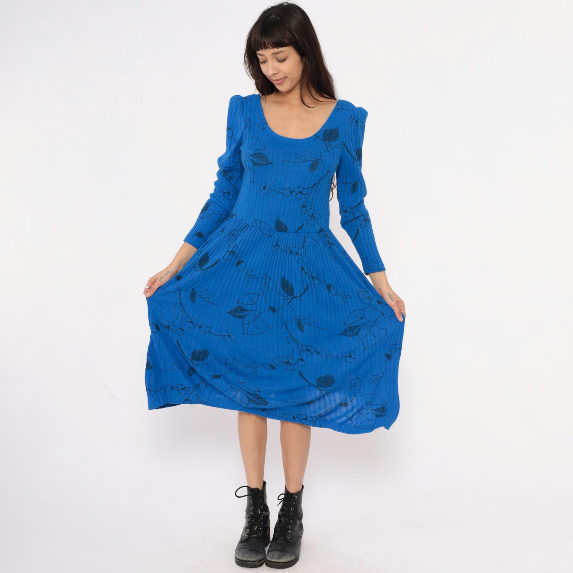 80s Blue Floral Midi Dress Gathered Shoulder Scoop Neckline Small