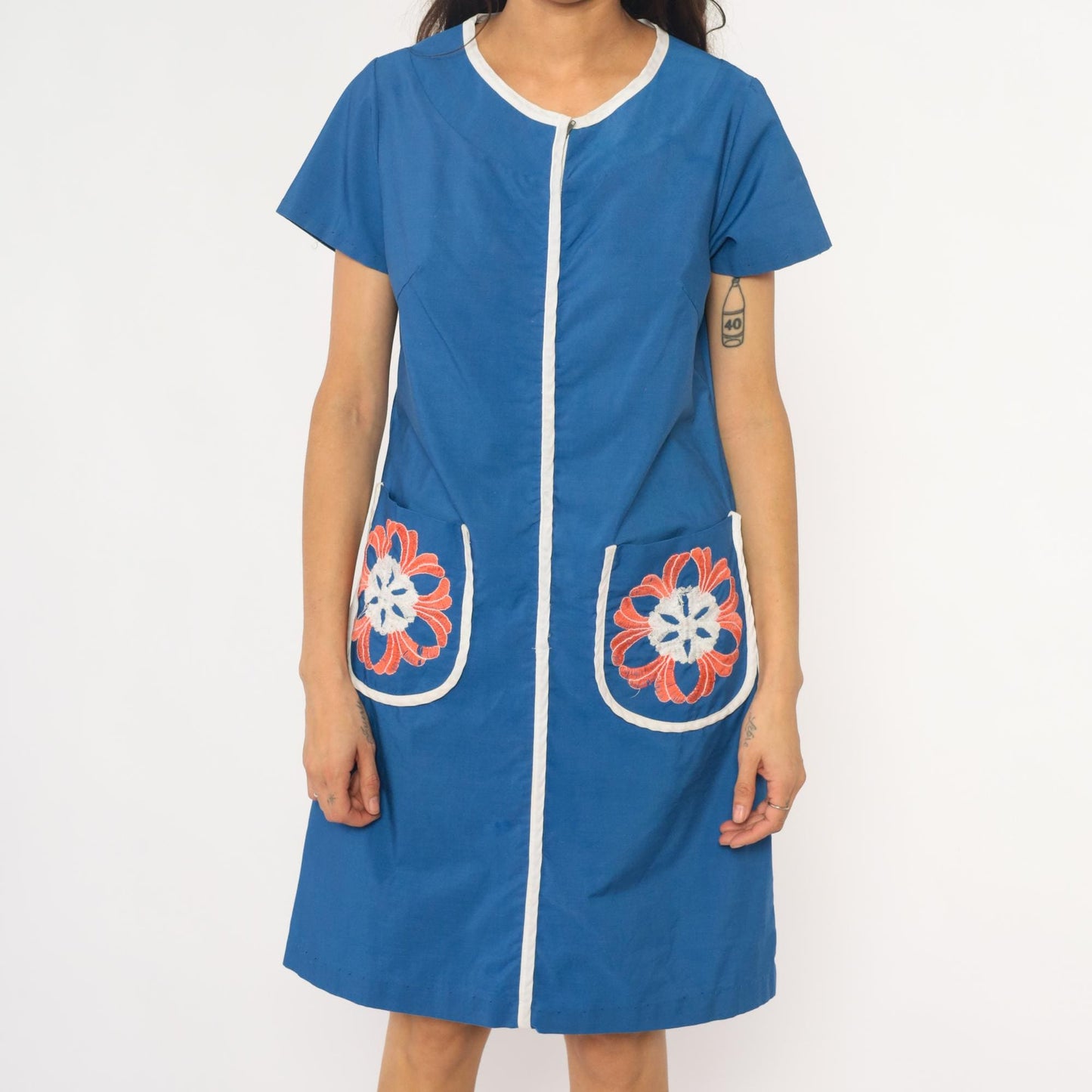 70s Blue Floral Embroidered House Dress White Trim Knee Length Medium