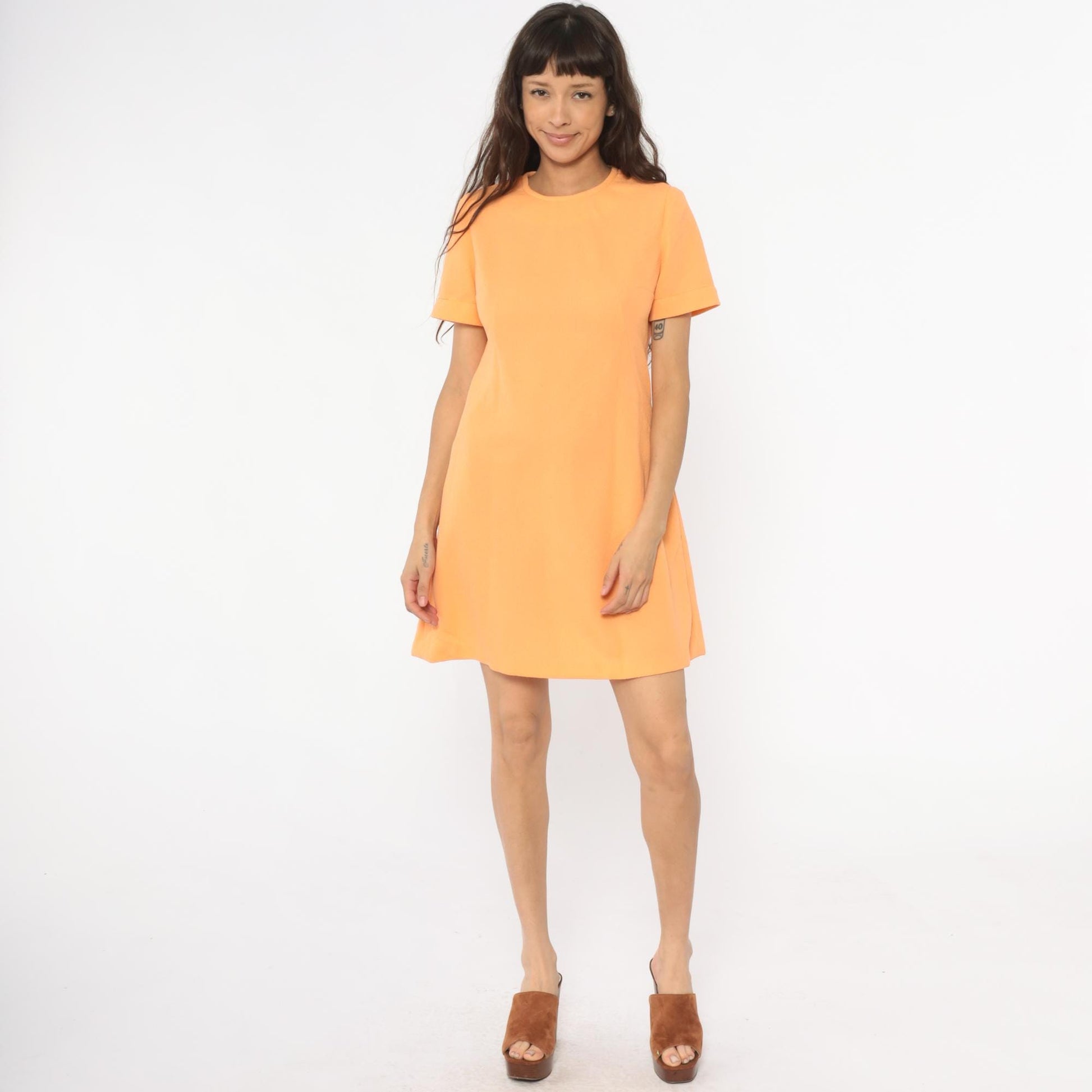 70s Peach Shift Dress A-Line Crew Neck Short Sleeve Knee Length Medium