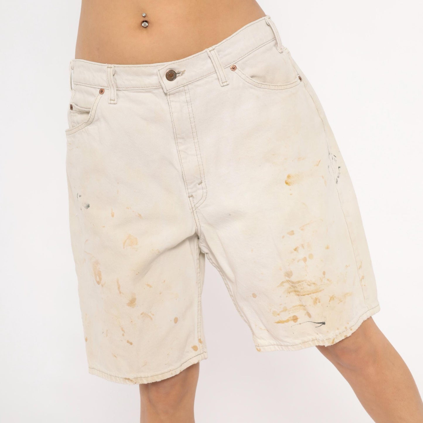 90s Levi's 550 Off-White Denim Shorts High Rise Distressed Cream Waist 36