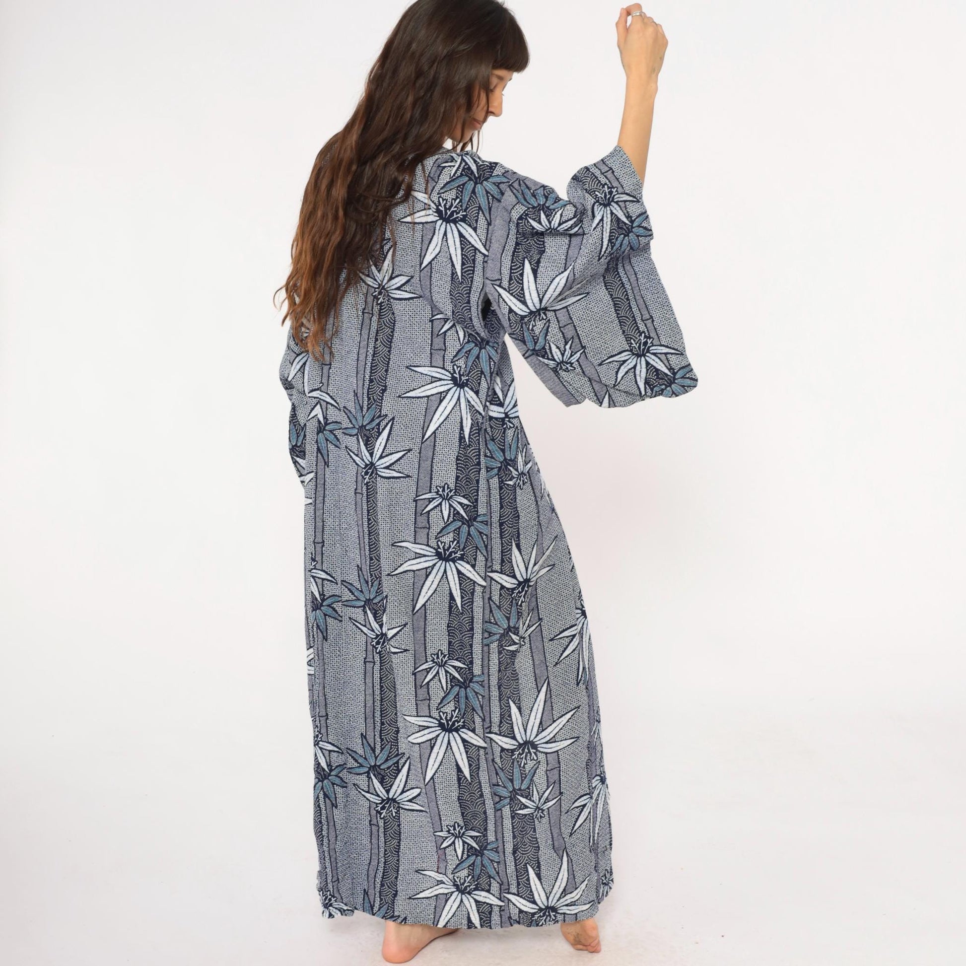 80s Blue White Botanical Kimono Robe Maxi Floral Leaf Print Medium