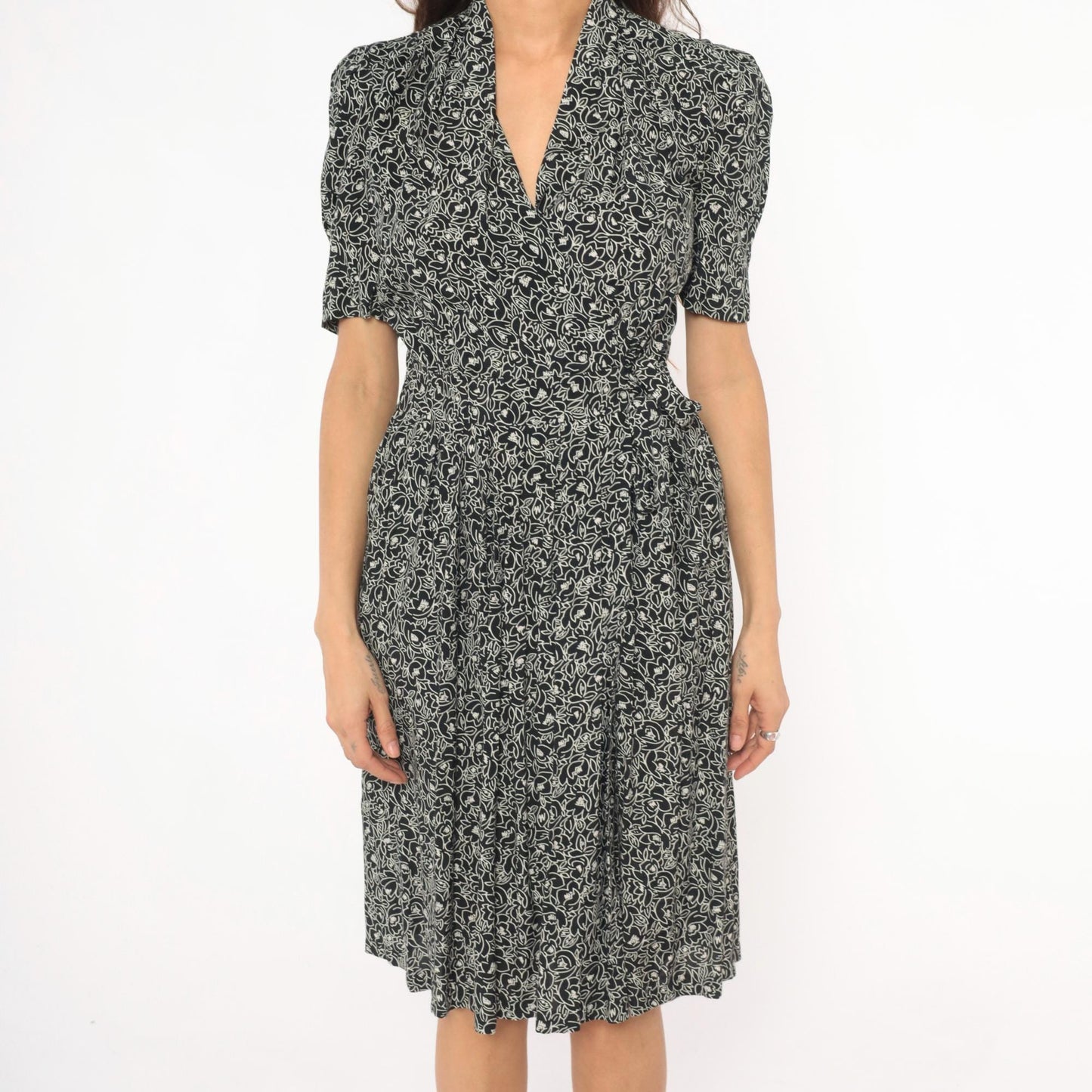 90s Karin Stevens Floral Wrap Dress Black Cream Puff Sleeve Small