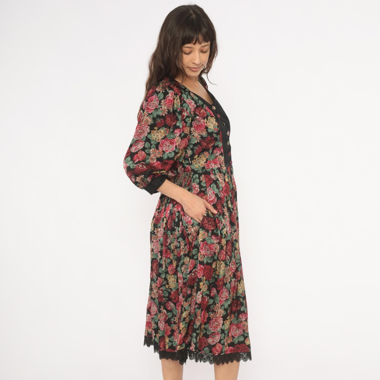 90s Rose Dirndl Dark Floral Midi Dress Black Sweetheart Neckline Medium M