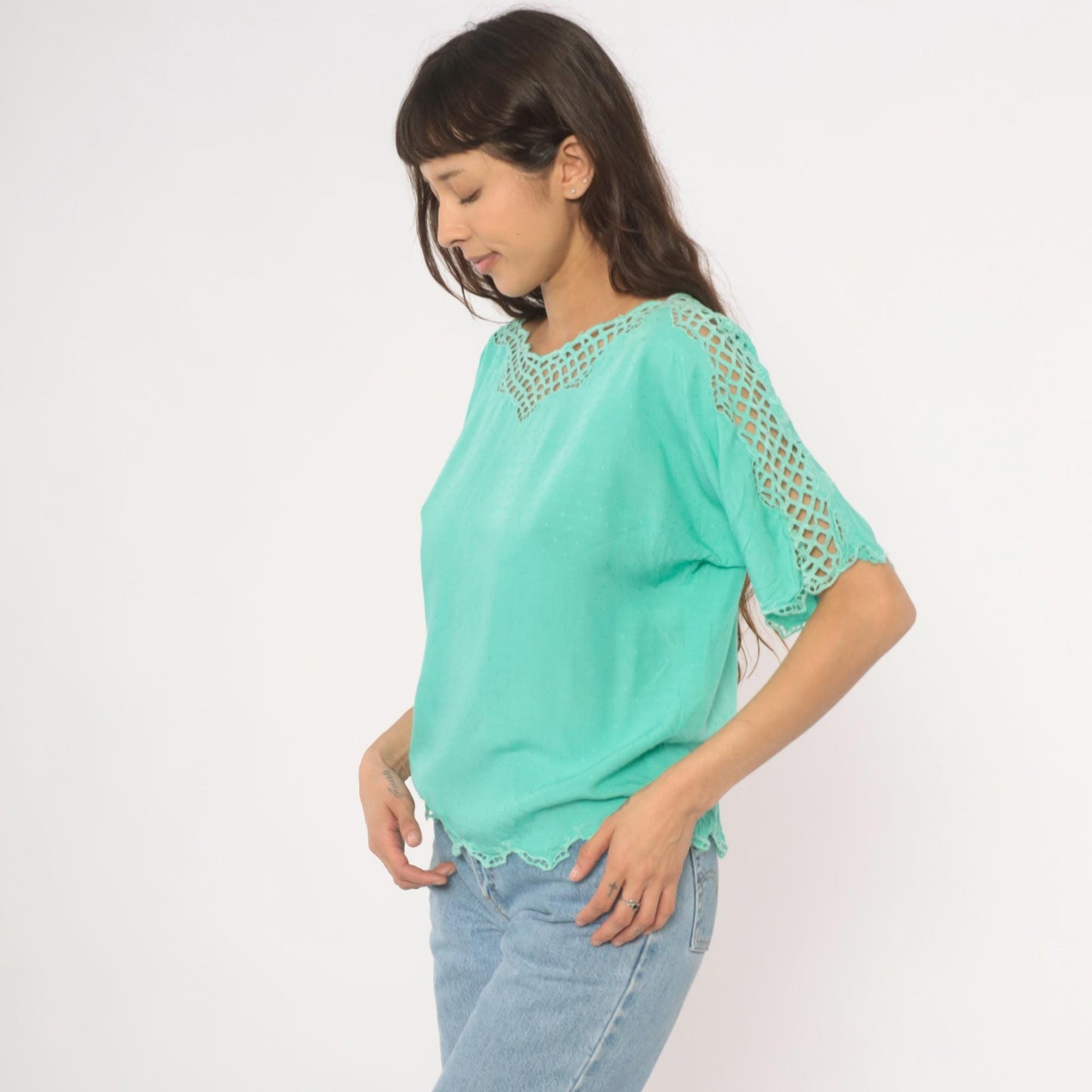 90s Bali Emerald Mint Green Cutwork Lace Blouse Scalloped Batwing Sleeve Small