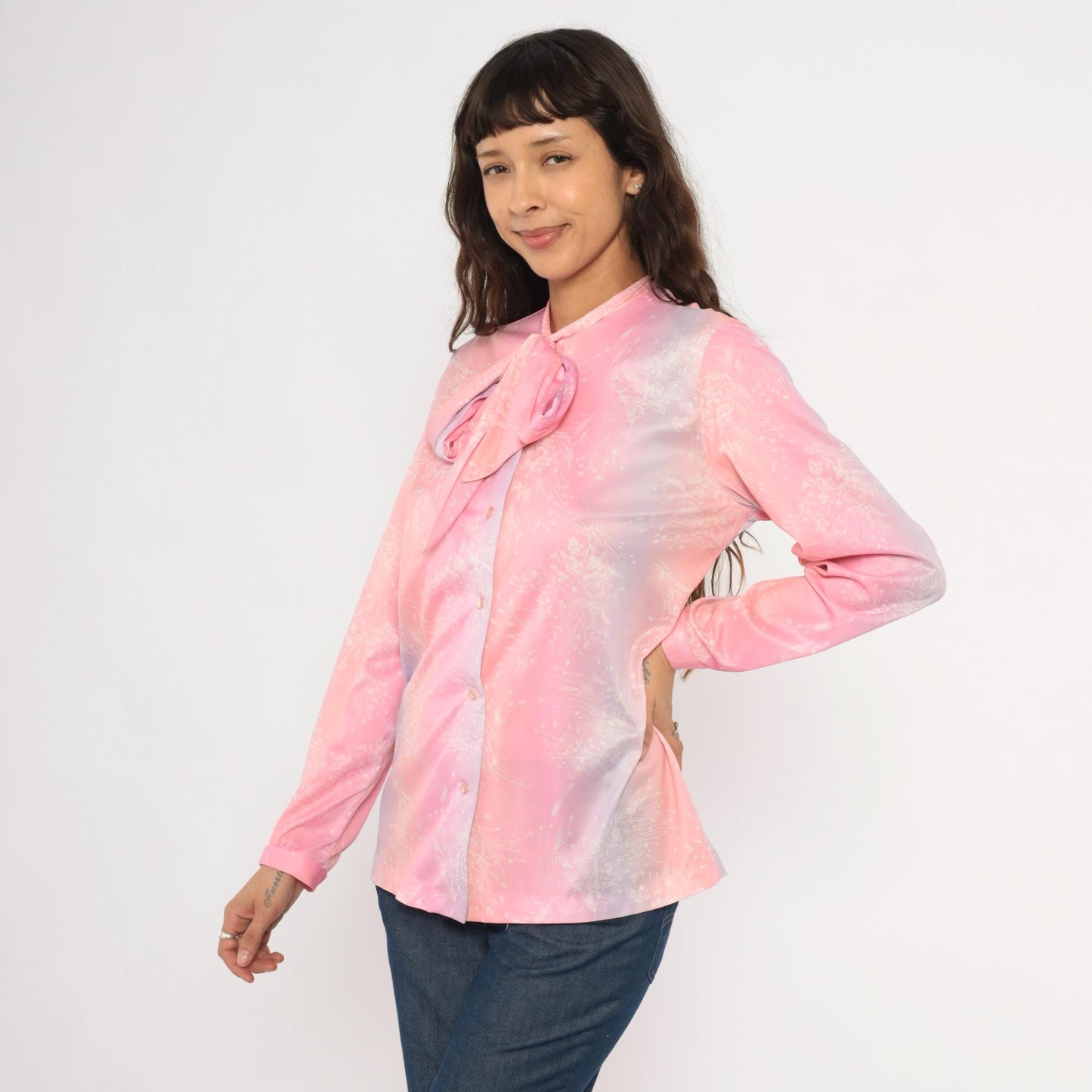 70s Pink Lavender Floral Pussy Bow Blouse Pearl Snap Button Front Medium M