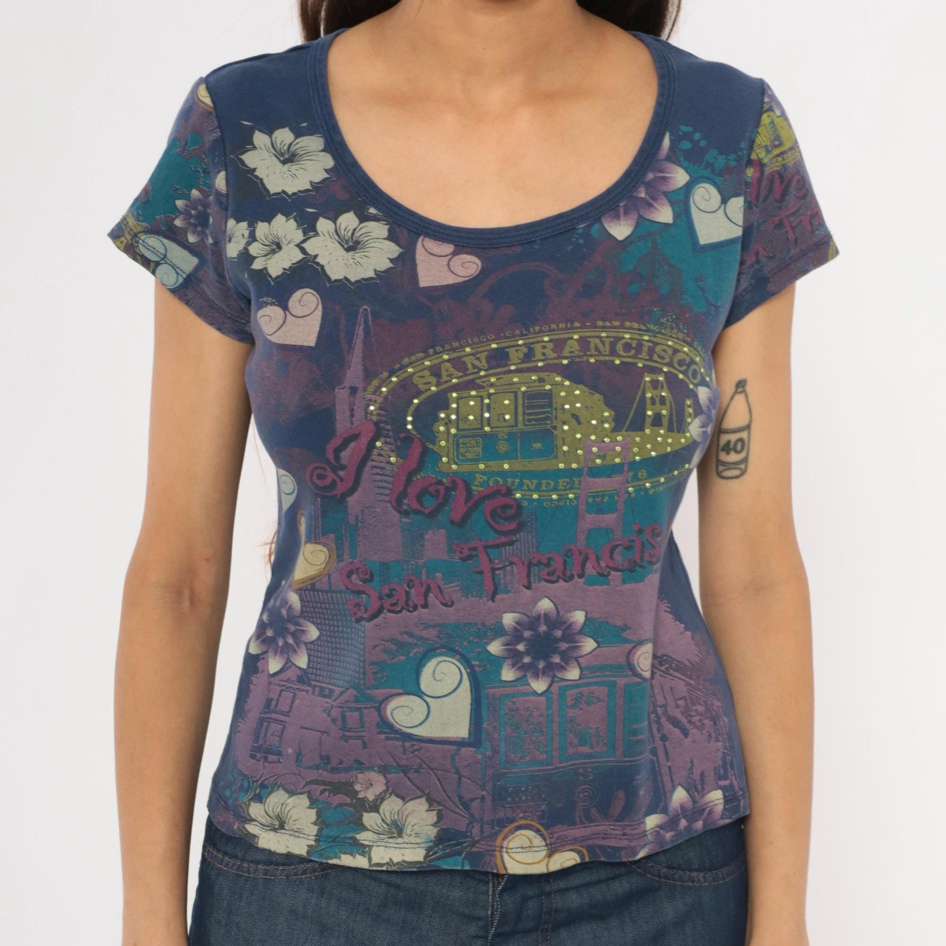 Y2K San Francisco Graphic Tee Vintage Suzie Floral Heart Studded Navy Purple Petite Medium