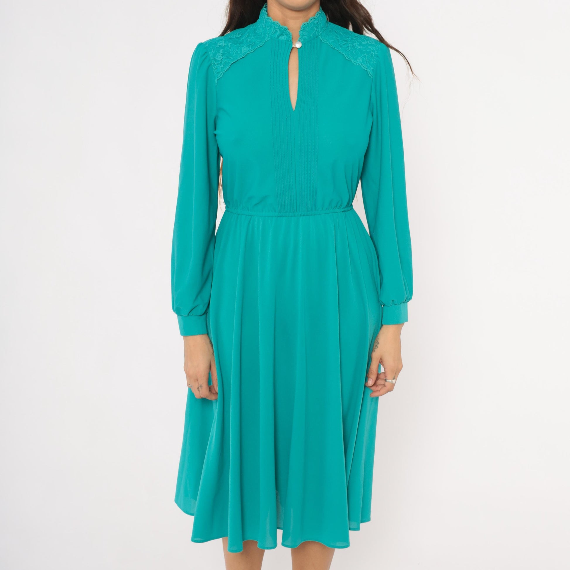 1970s Jane Baar Teal Knee-Length Dress Lace Collar Pintuck Bodice Small S