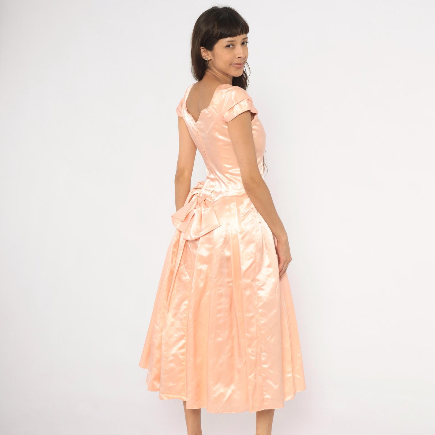 60s Peach Satin Gown Sweetheart Neckline Cap Sleeve Rosette Bow Tea Length Medium M
