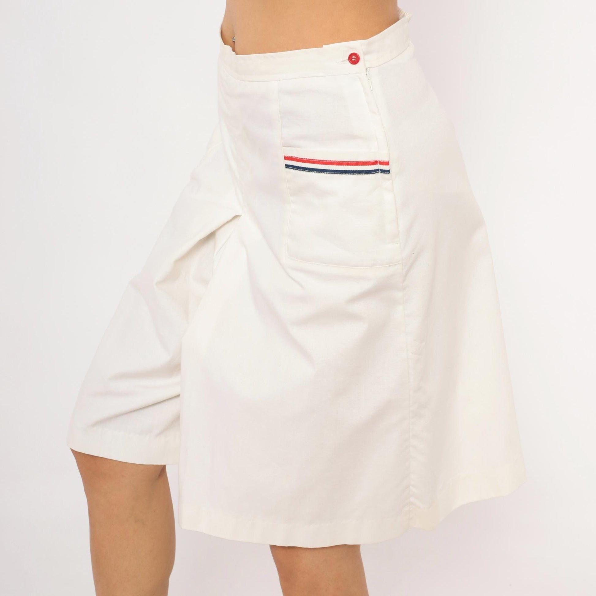 70s White Pleated Culottes Red Navy Stripe Trim Cotton Preppy Medium M