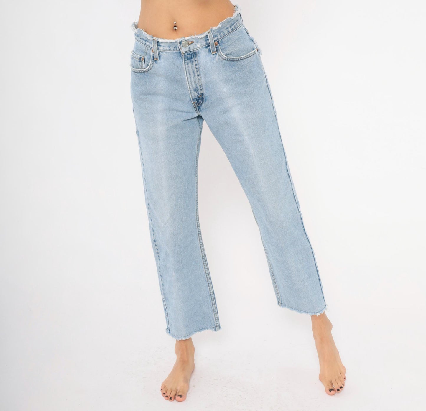90s Levi's Cropped Jeans Light Wash Raw Hem Distressed Ankle Blue Denim 30x28