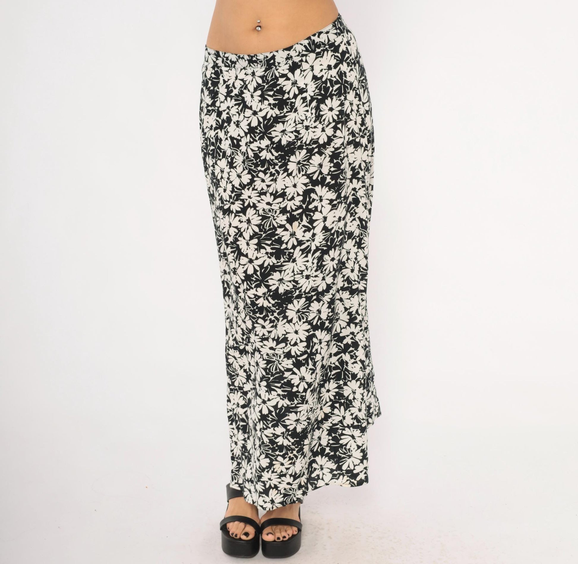 Y2K Briggs Black Daisy Floral Maxi Skirt Ivory Cream Medium M