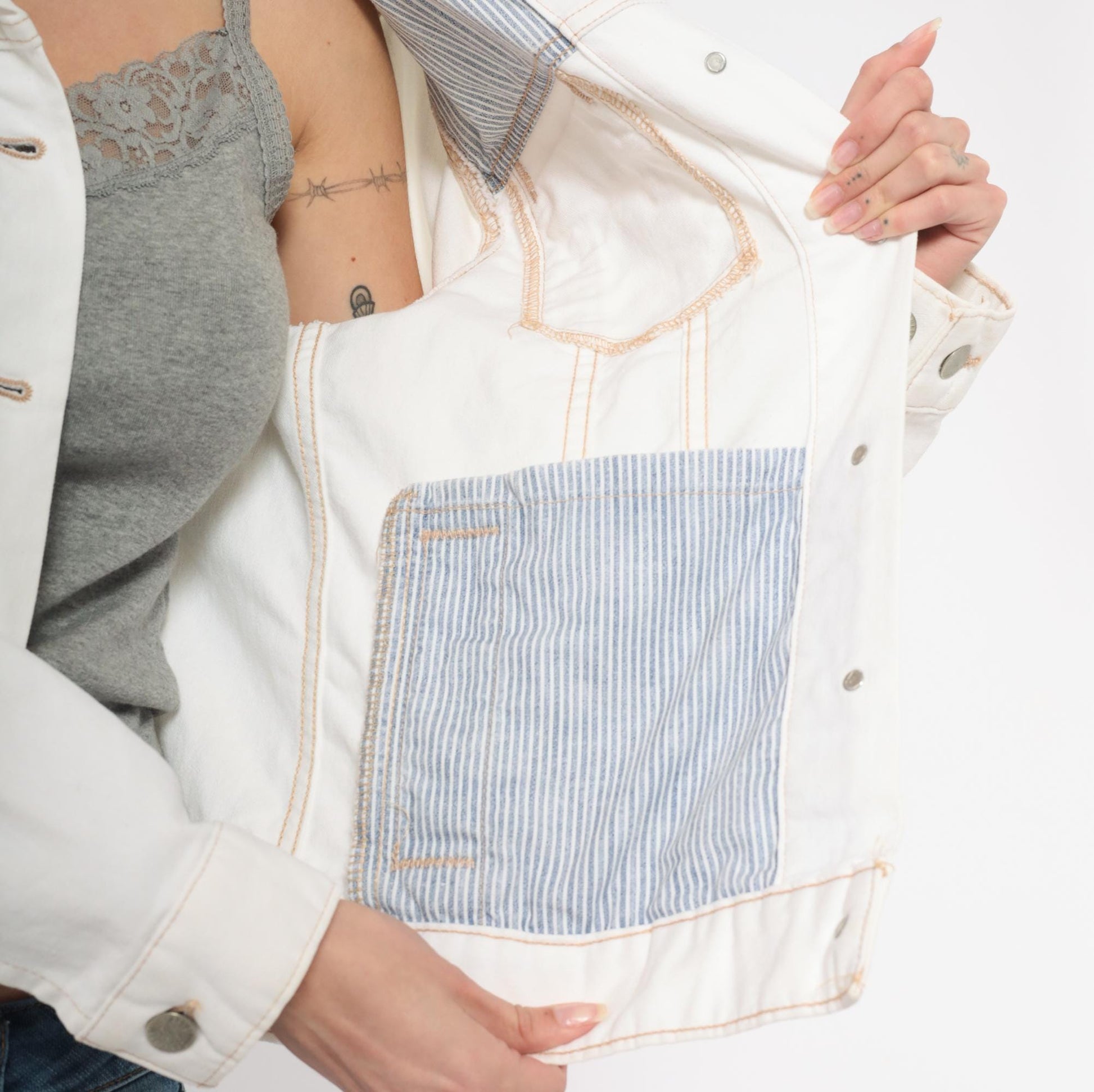 2000s Carhartt Denim Jacket White Contrast Stitch Trucker Medium M
