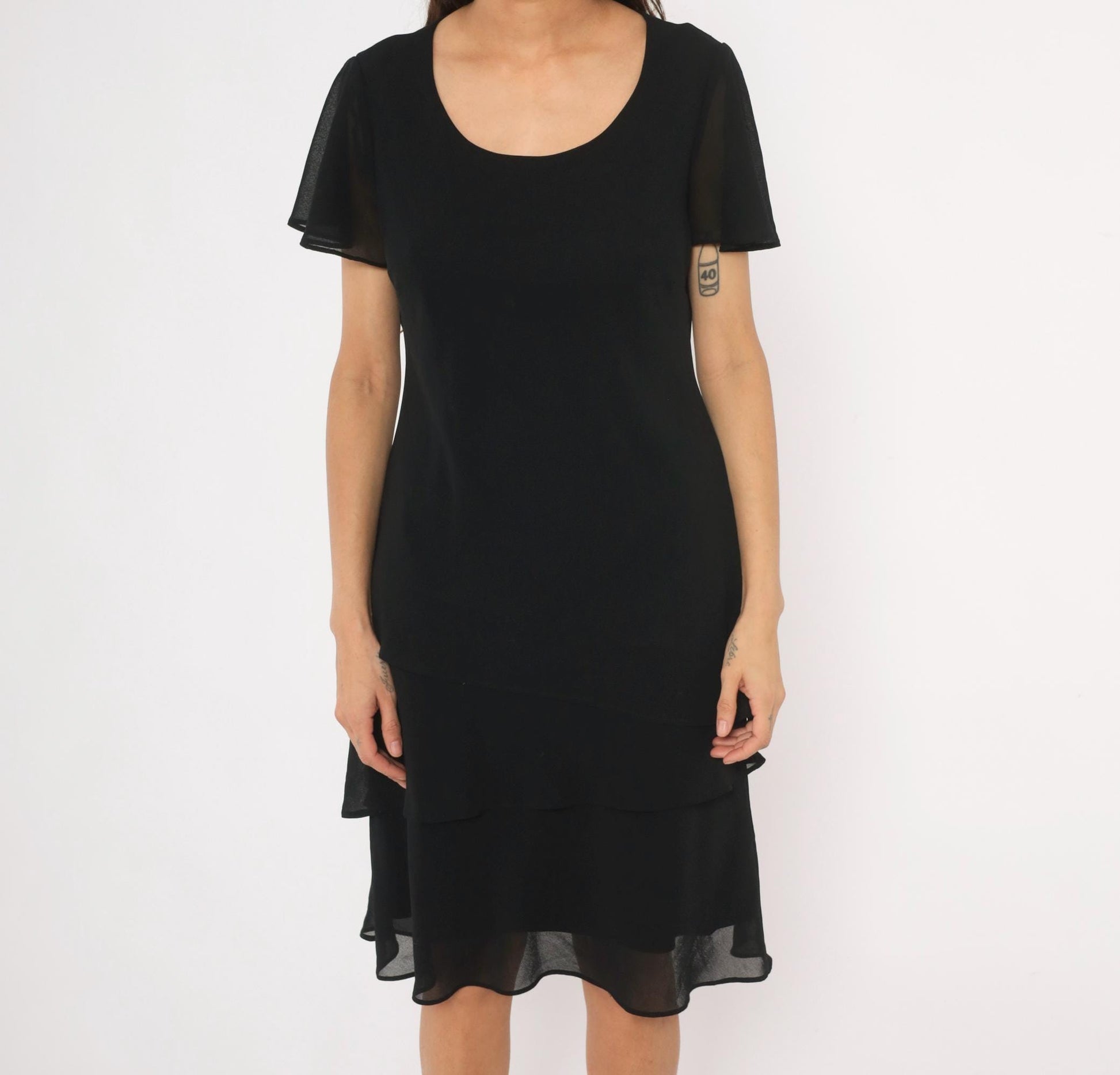 90s Black Knee-Length Chiffon Dress Flutter Sleeve Tiered Hem Medium