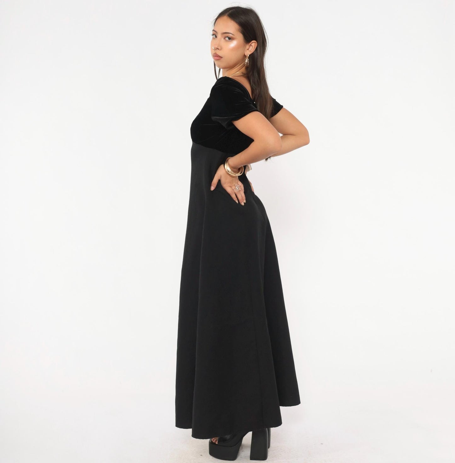 90s Simco Black Velvet Maxi Gown Sweetheart Neckline Empire Waist XXS