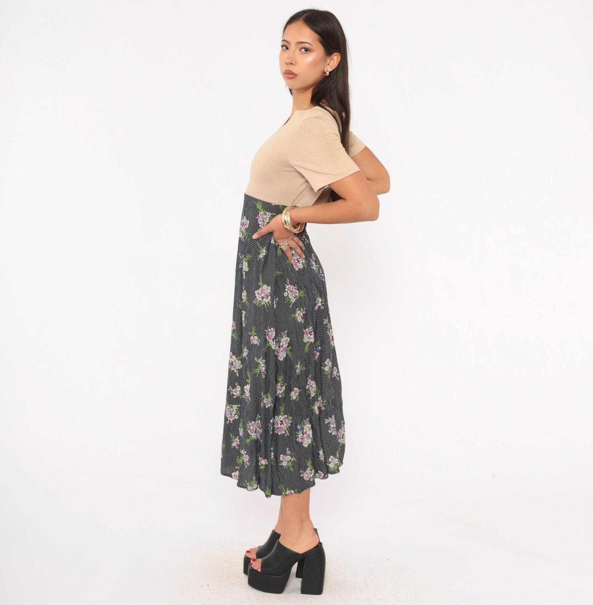 90s Gianfranco Bassi Floral Midi Dress Navy Bouquet Sand Bodice Medium