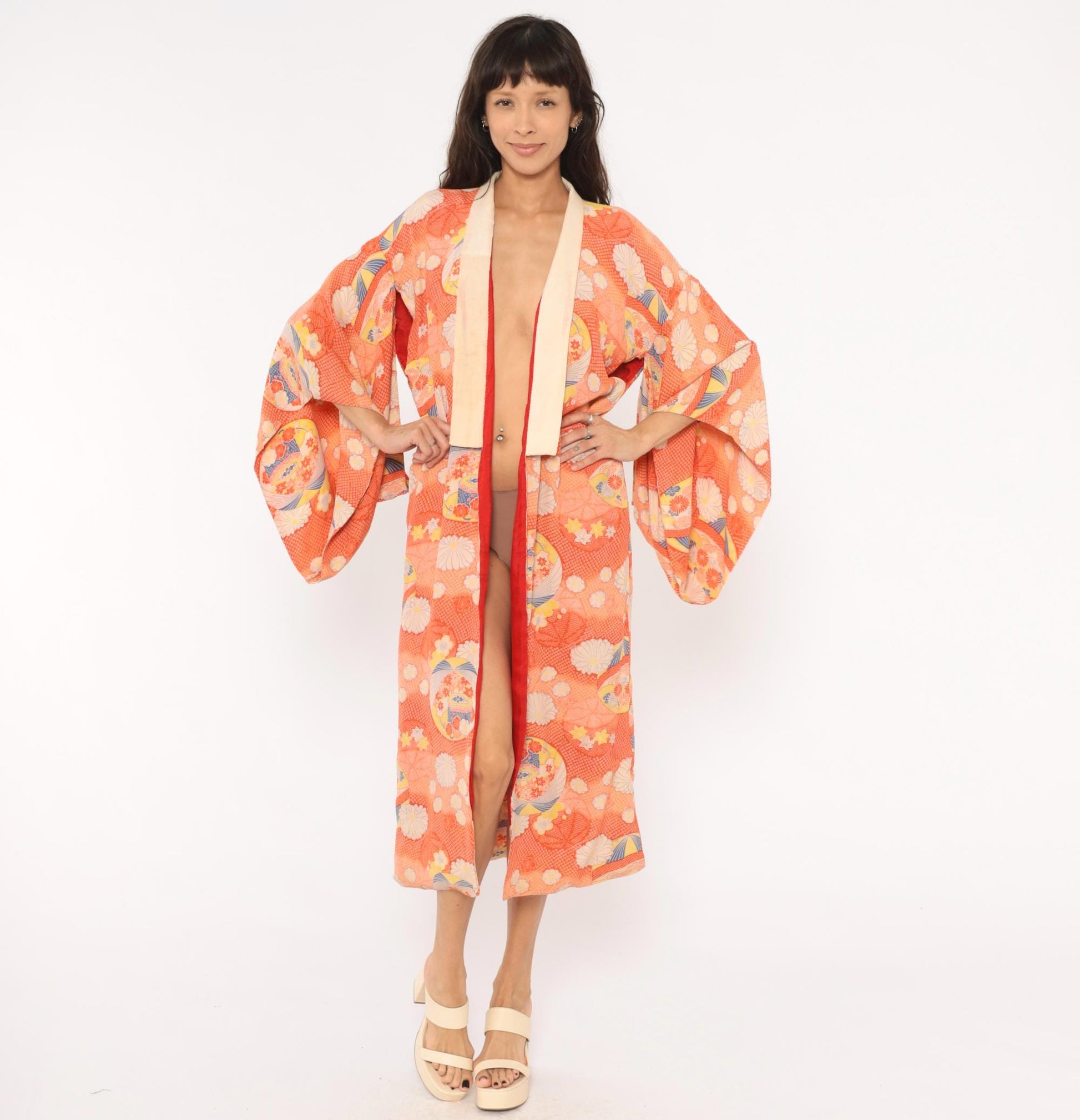70s Japanese Silk Kimono Robe Orange Floral Chrysanthemum Midi Medium M