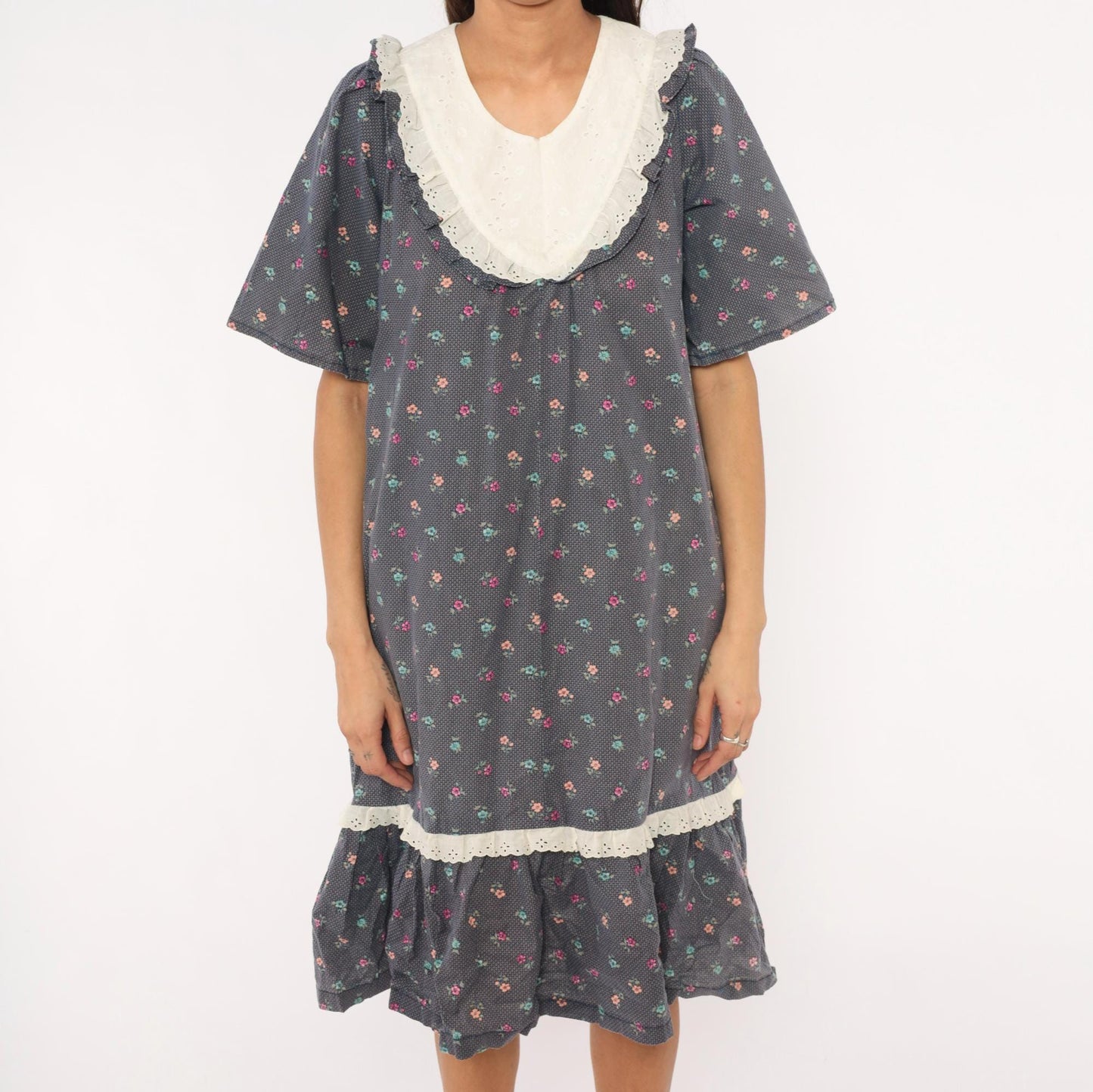 80s Slate Blue Calico Floral Eyelet Bib Prairie Dress Cotton Small