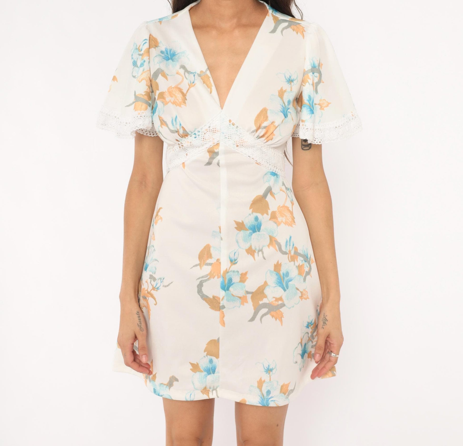 70s Sears Floral Mini Dress Flutter Sleeve V Neck White Blue Peach Small S
