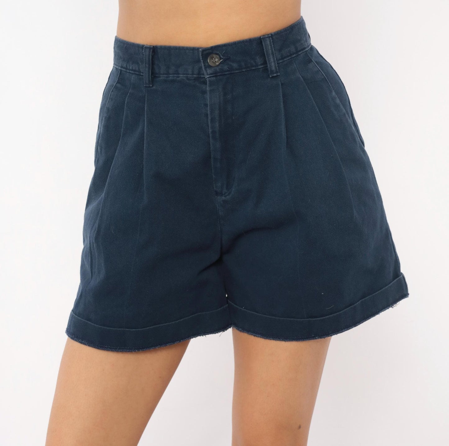 90s Lee Casuals Navy Pleated High-Waisted Shorts Cotton Cuffed Small