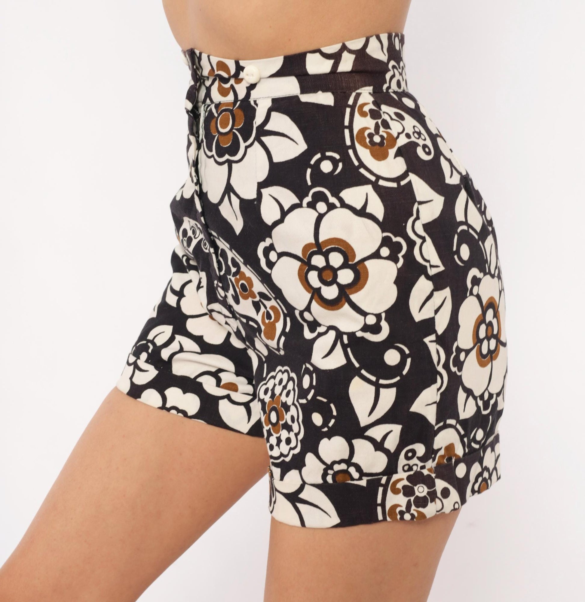60s Floral Paisley High-Waisted Shorts Cotton Black Cream Brown Mod Extra Small XS