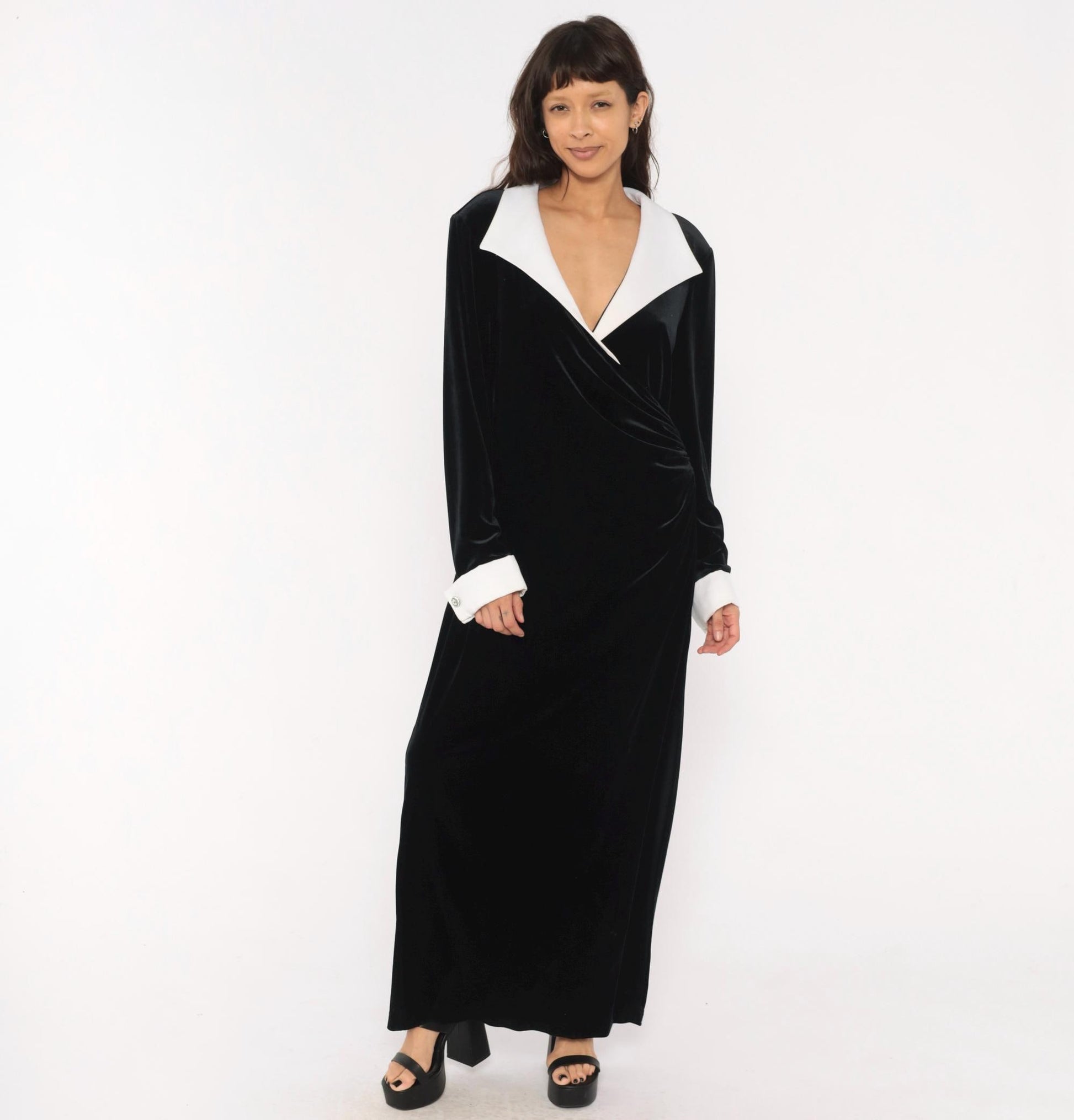 90s Cachet Black Velvet Maxi Gown White Collar Contrast Long Sleeve Extra Large XXL