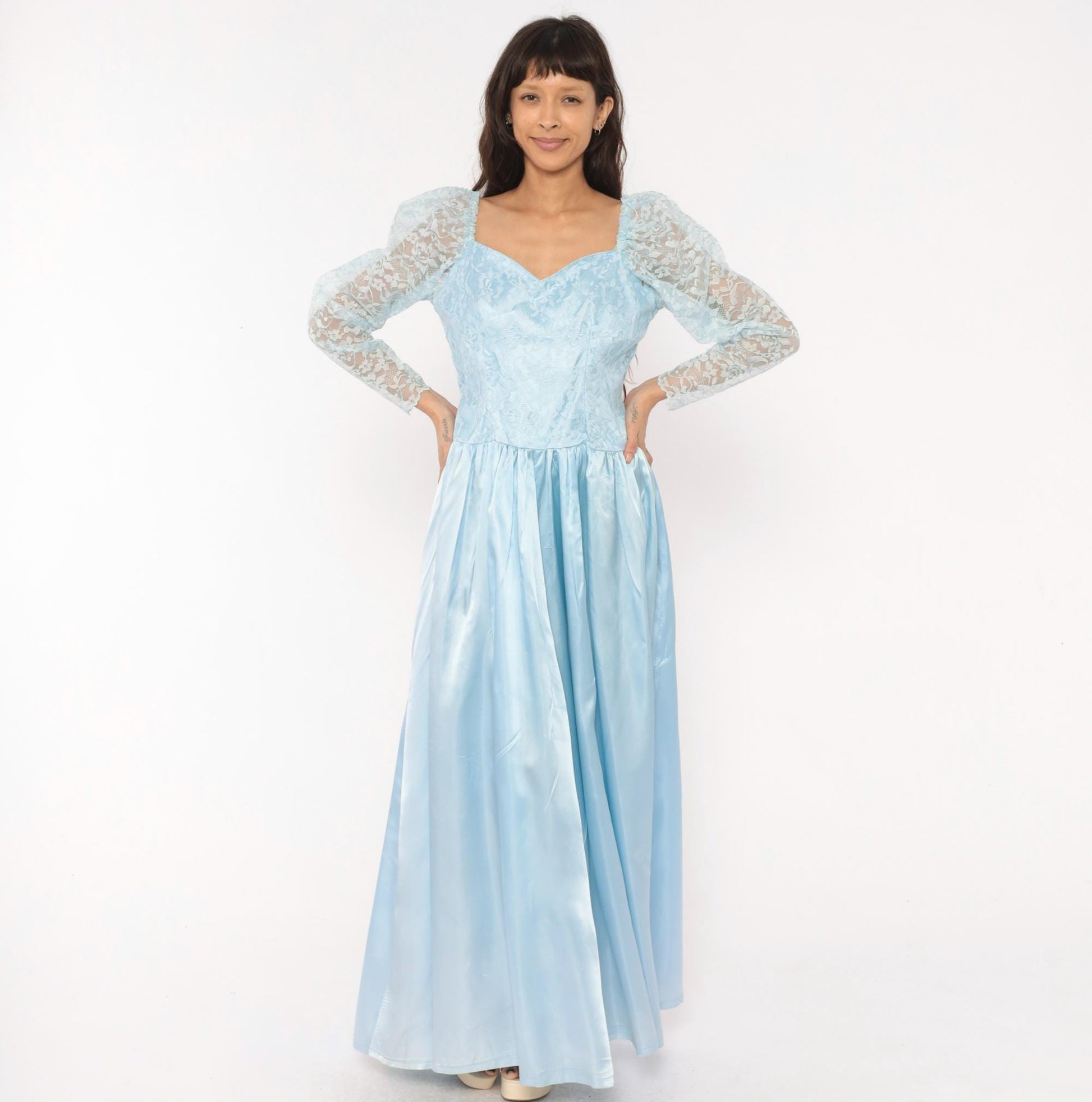 80s Sky Blue Lace Maxi Gown Sweetheart Neckline Drop Waist Bow Back Large L