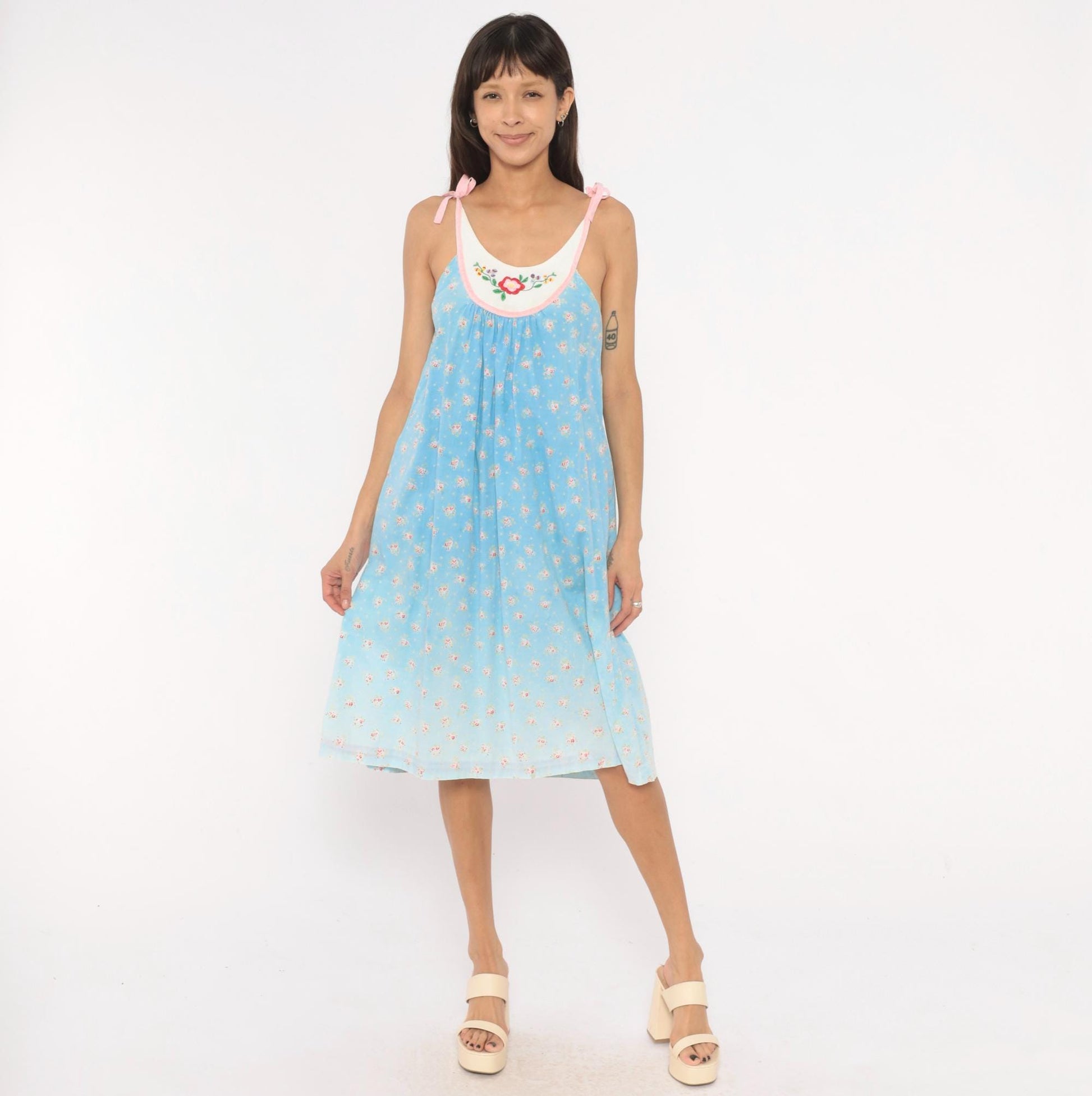 80s Baby Blue Floral Embroidered Nightgown Cotton Tie Shoulder Small